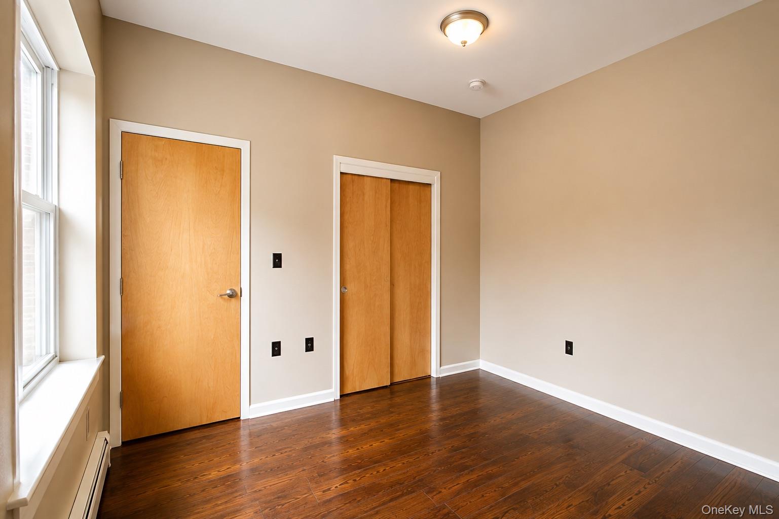 20 S Broadway 202 Property Photo 15