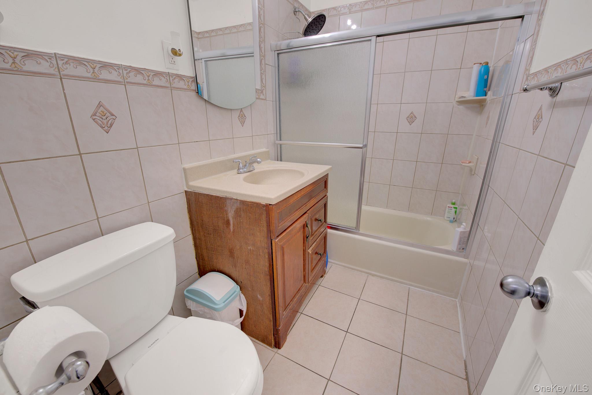 3033 72nd Street Property Photo 14