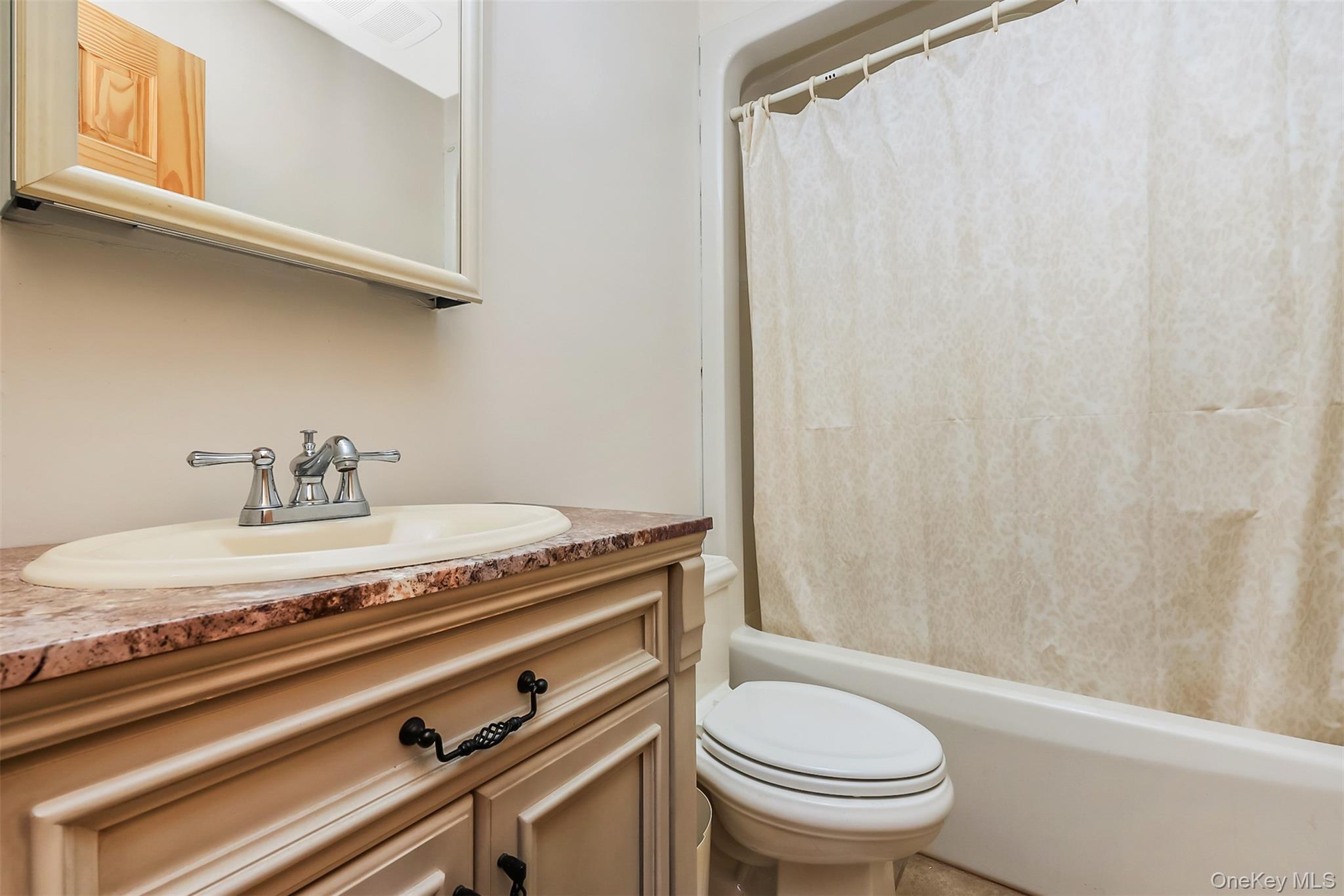 109 Henrietta Avenue Property Photo 12