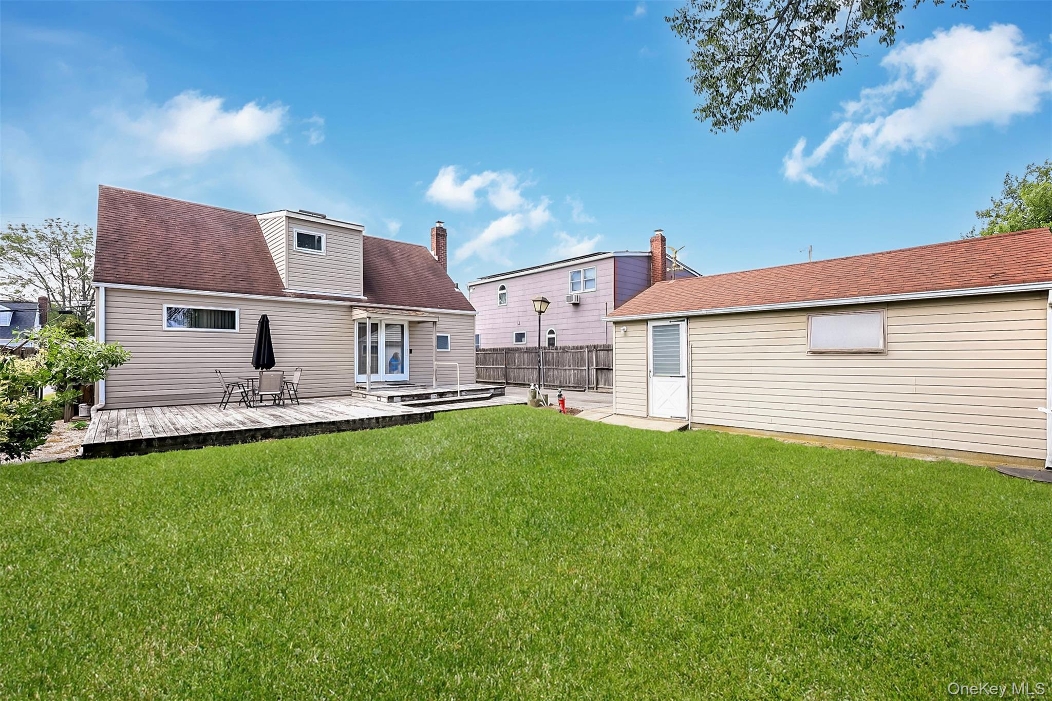 109 Henrietta Avenue Property Photo 23