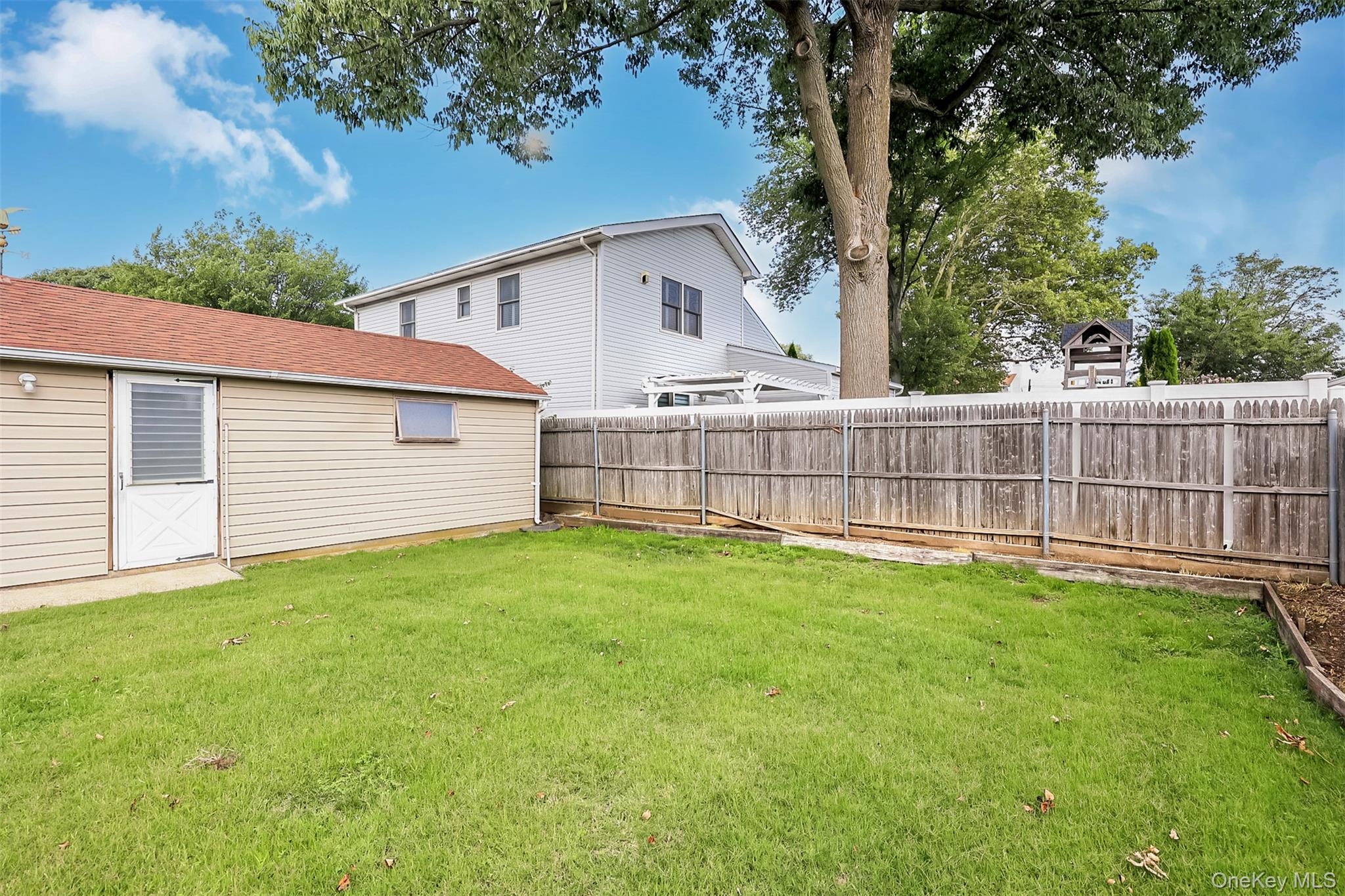 109 Henrietta Avenue Property Photo 24