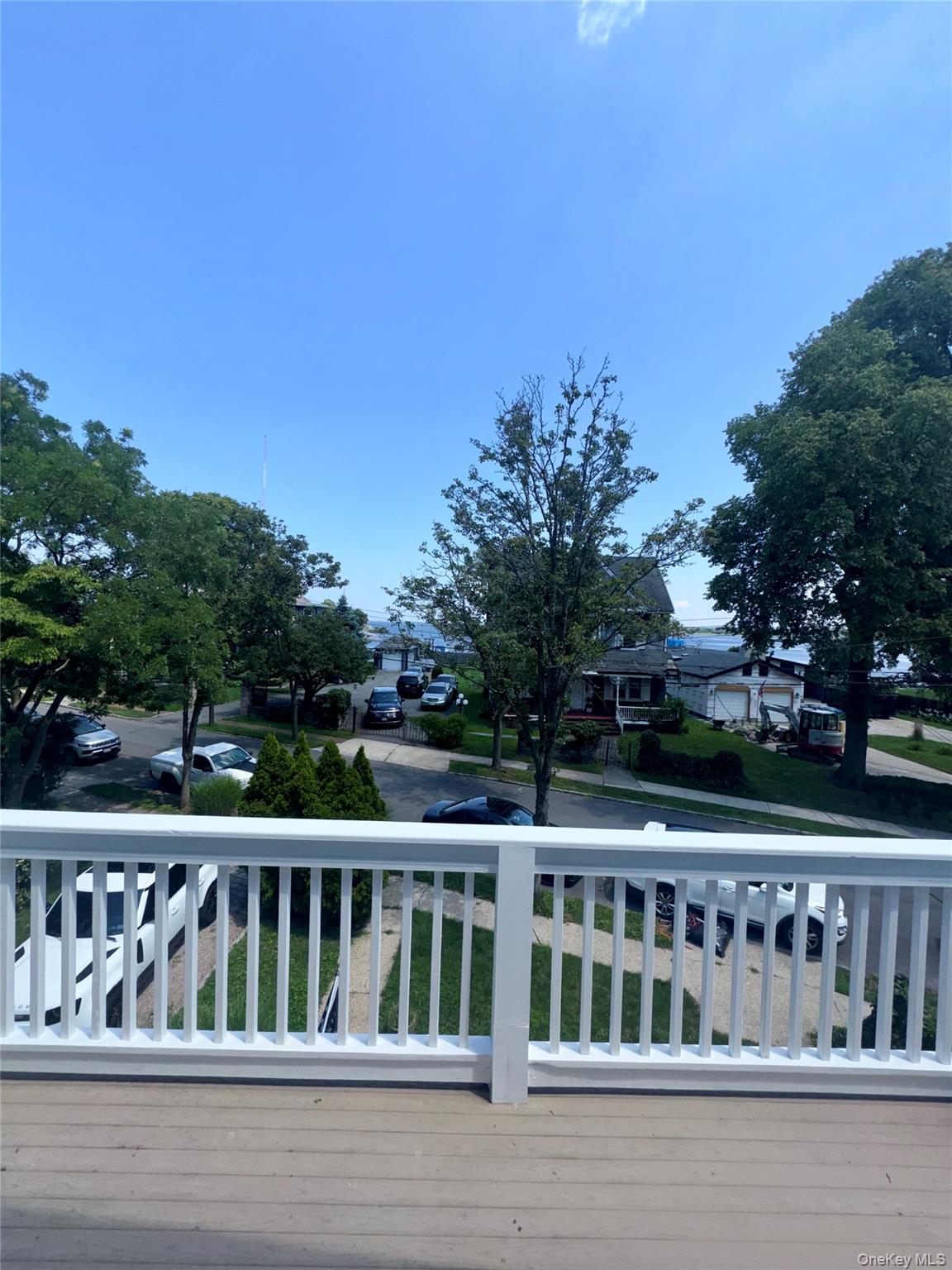 675 King Avenue Property Photo 14