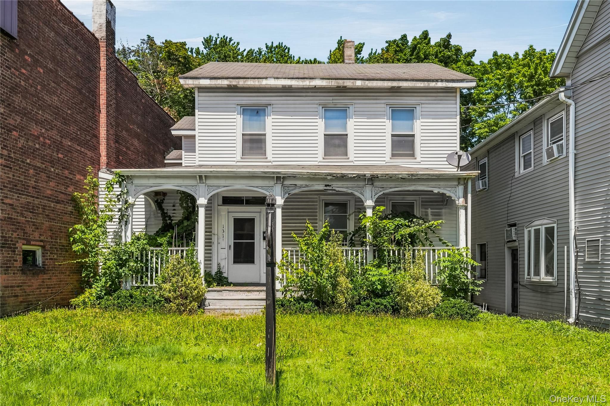 131 Wickham Ave Property Photo 1
