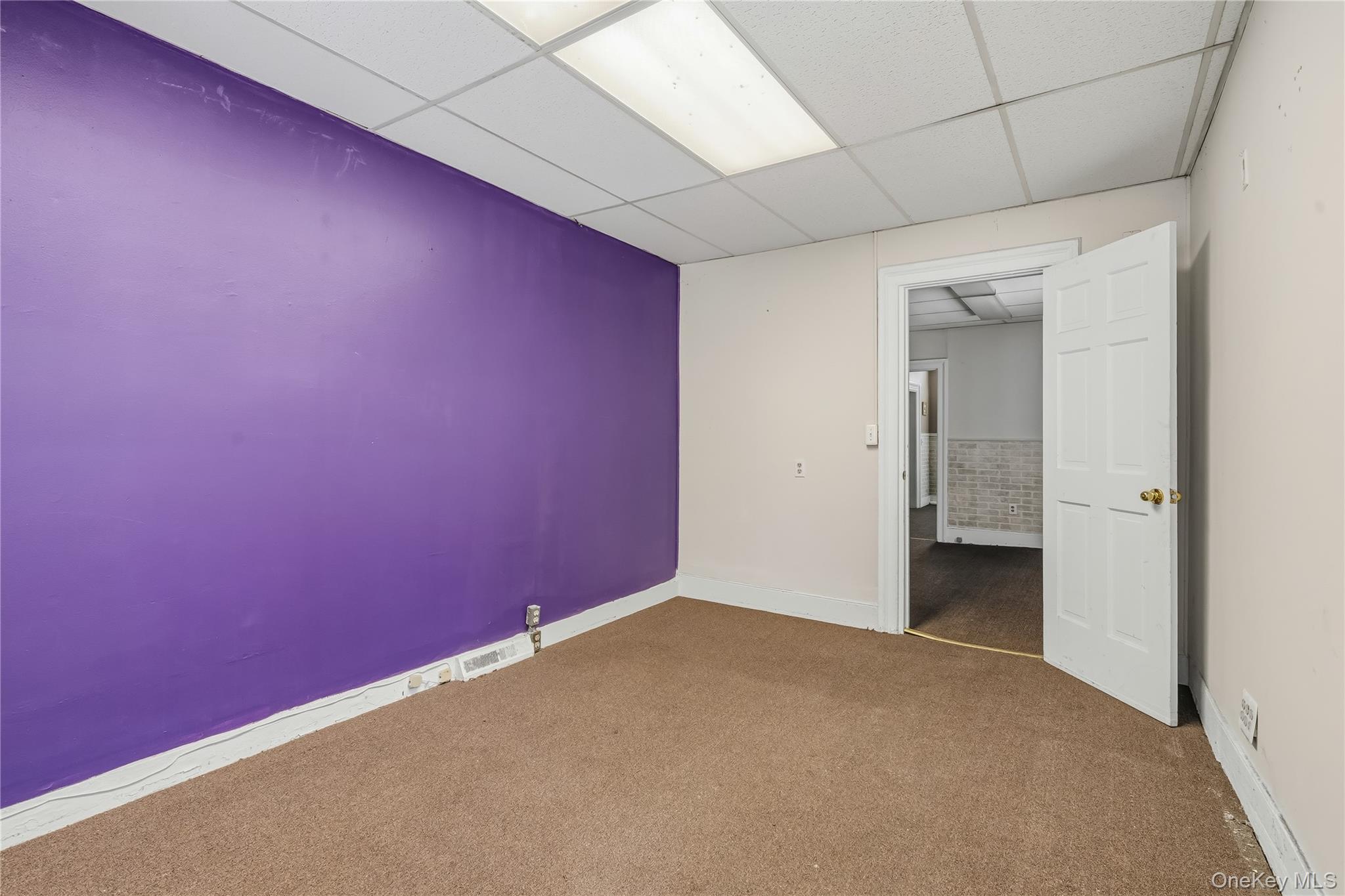 131 Wickham Ave Property Photo 7