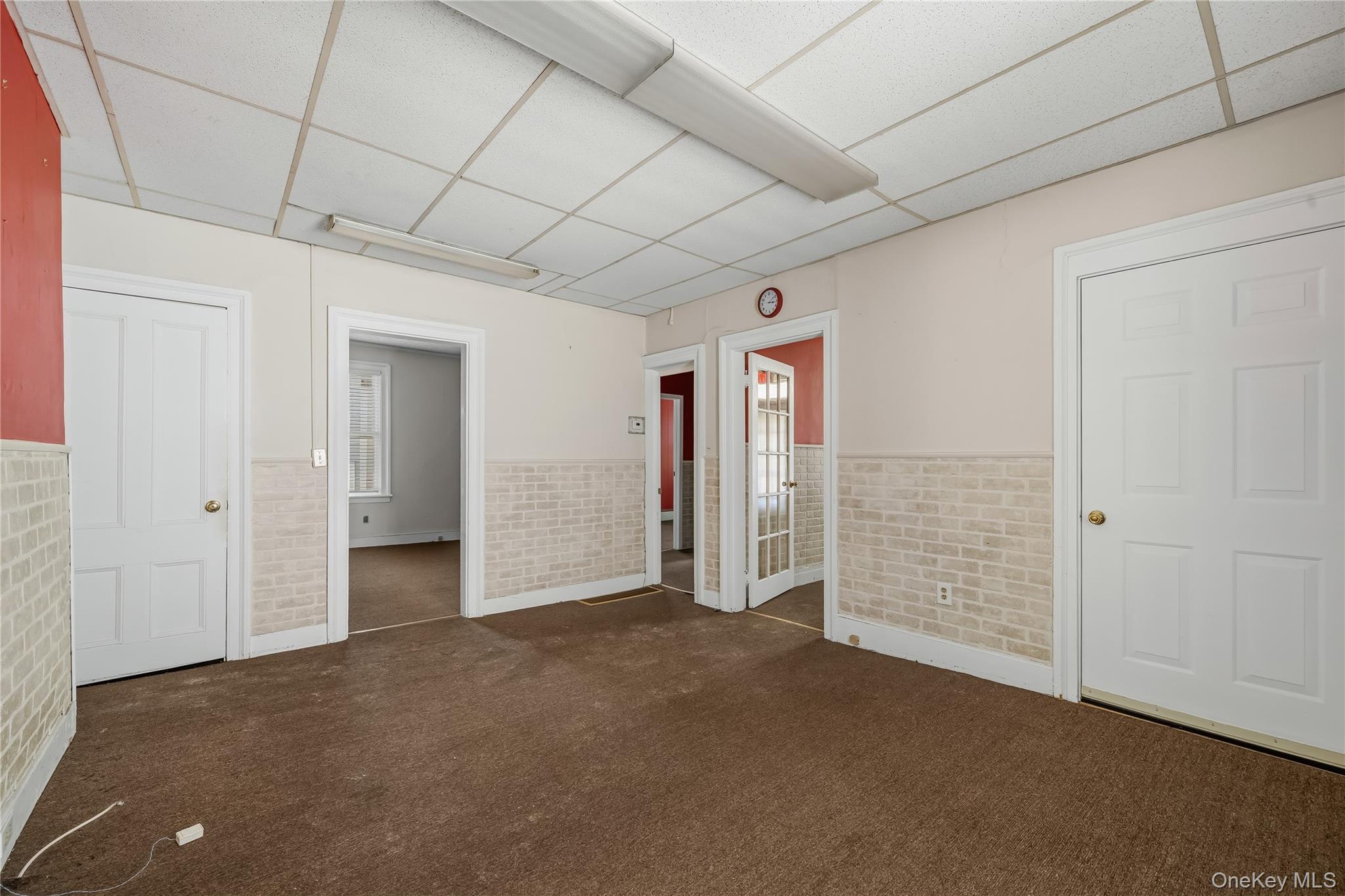 131 Wickham Ave Property Photo 9