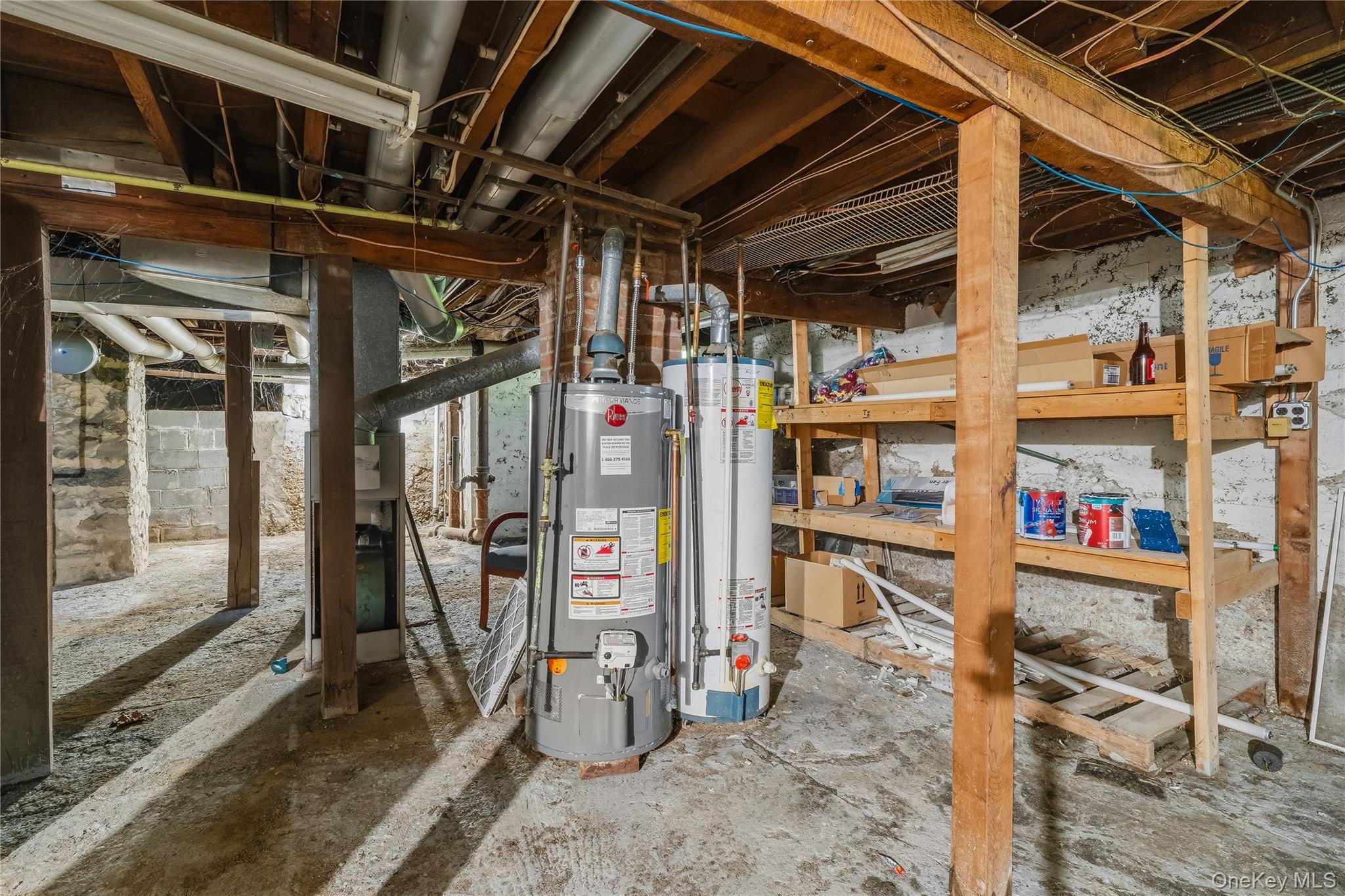 131 Wickham Ave Property Photo 35