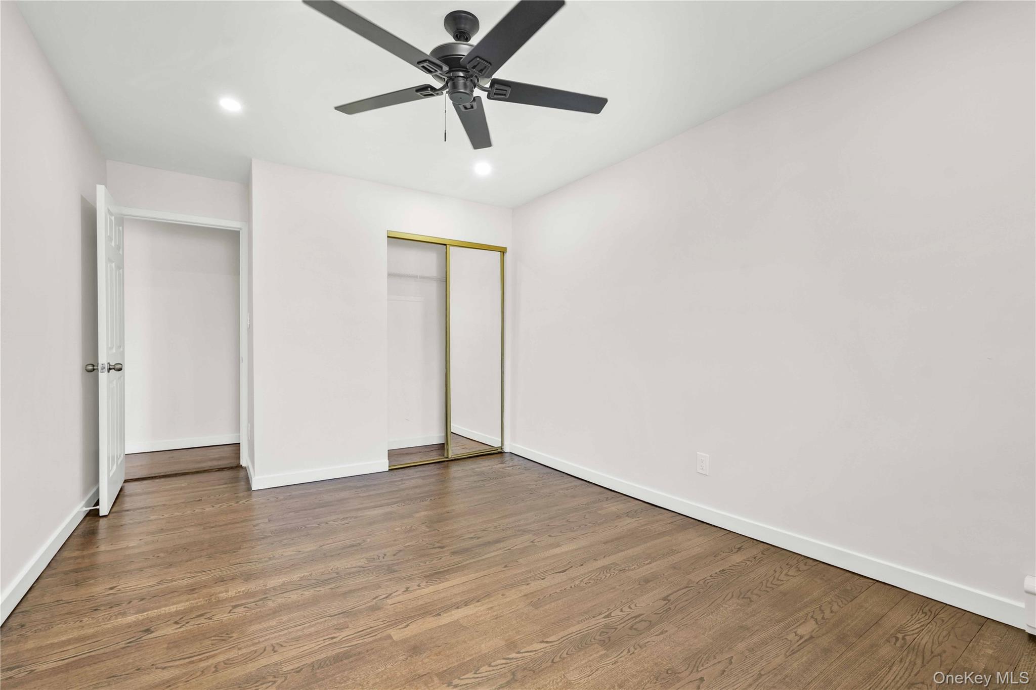 67-07 Selfridge Street 3rd Floor Property Photo 8