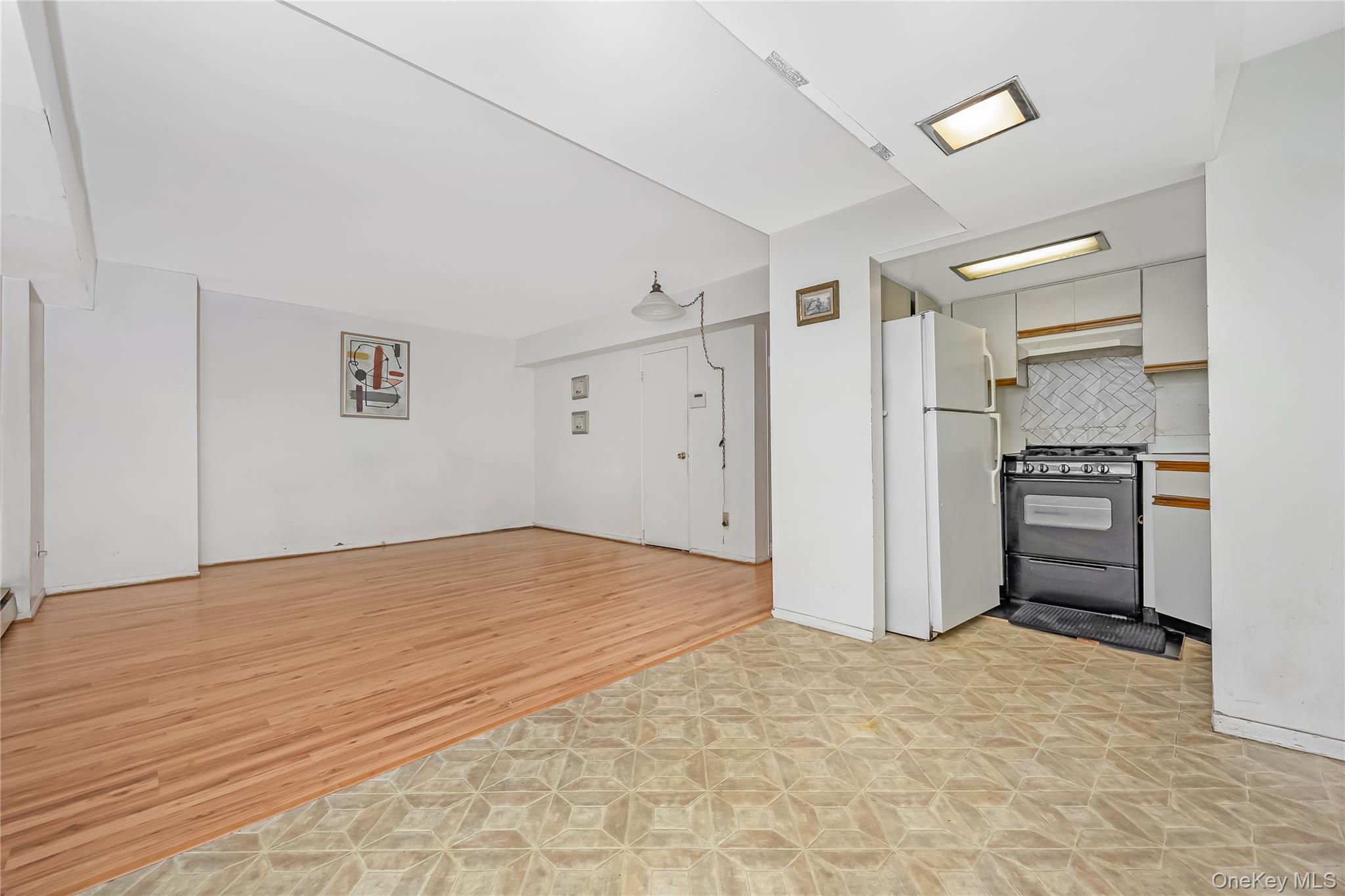 51 Edwards Street T Property Photo 6