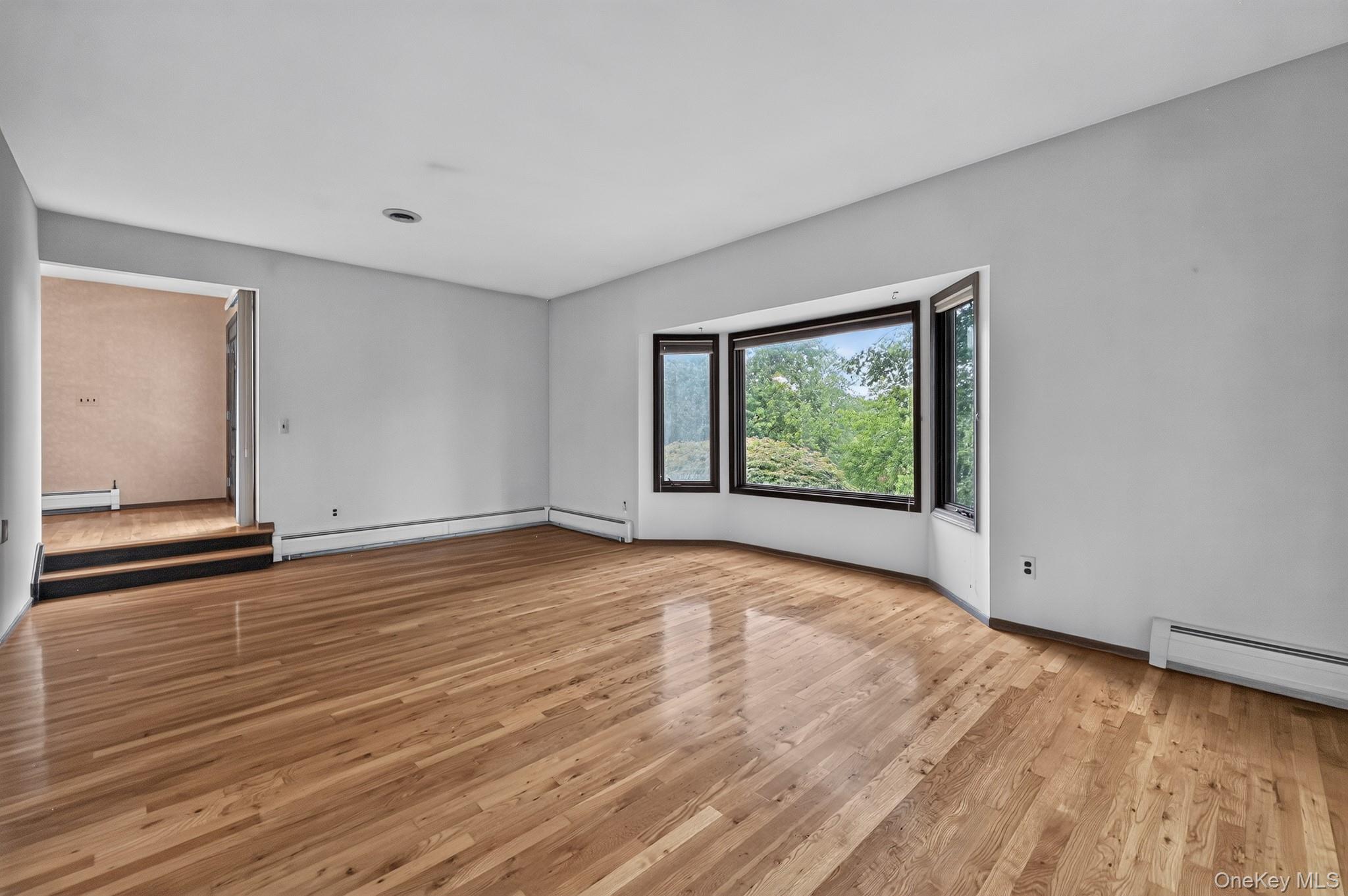 211 Waters Edge Property Photo 2