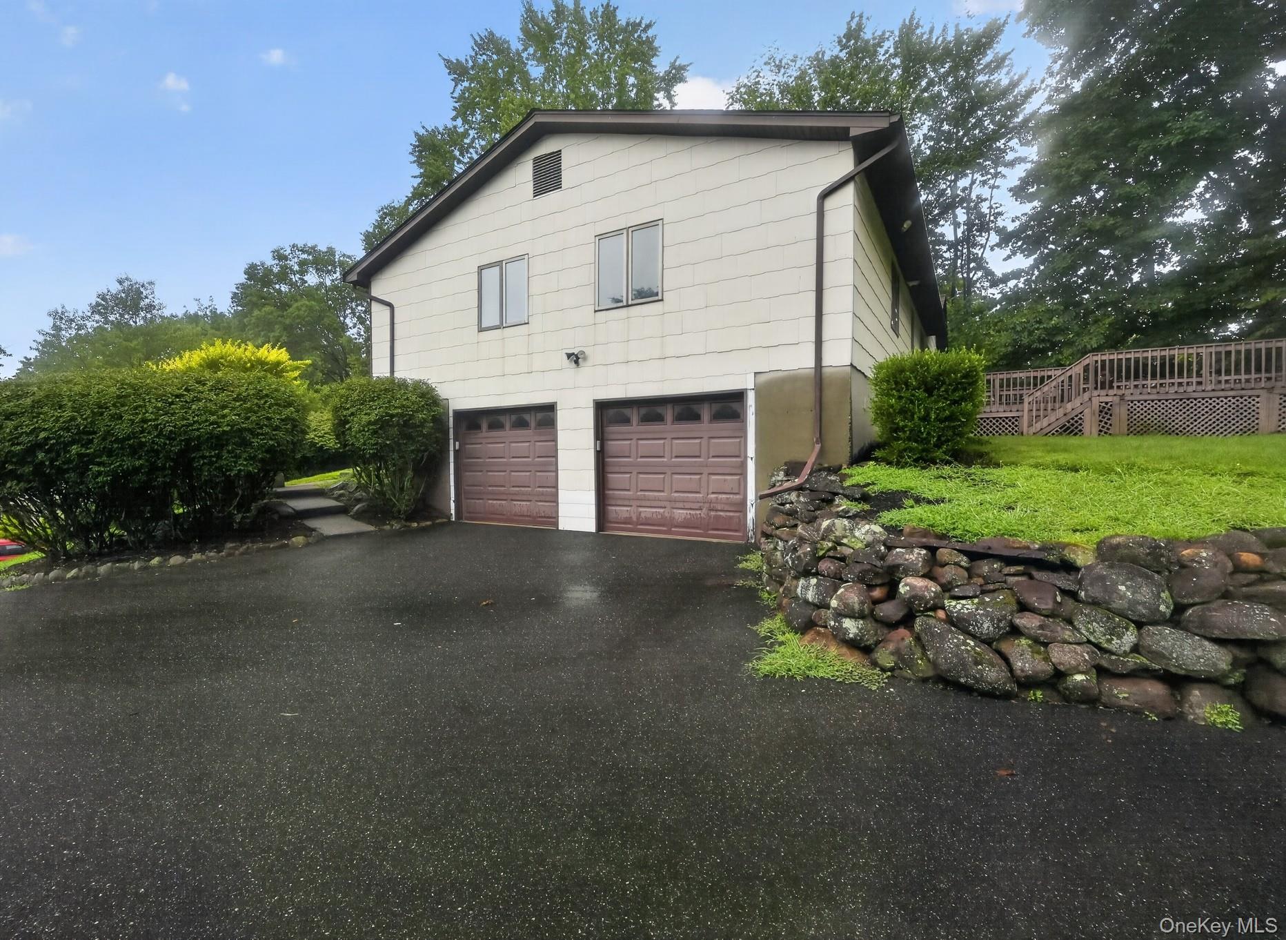 211 Waters Edge Property Photo 6