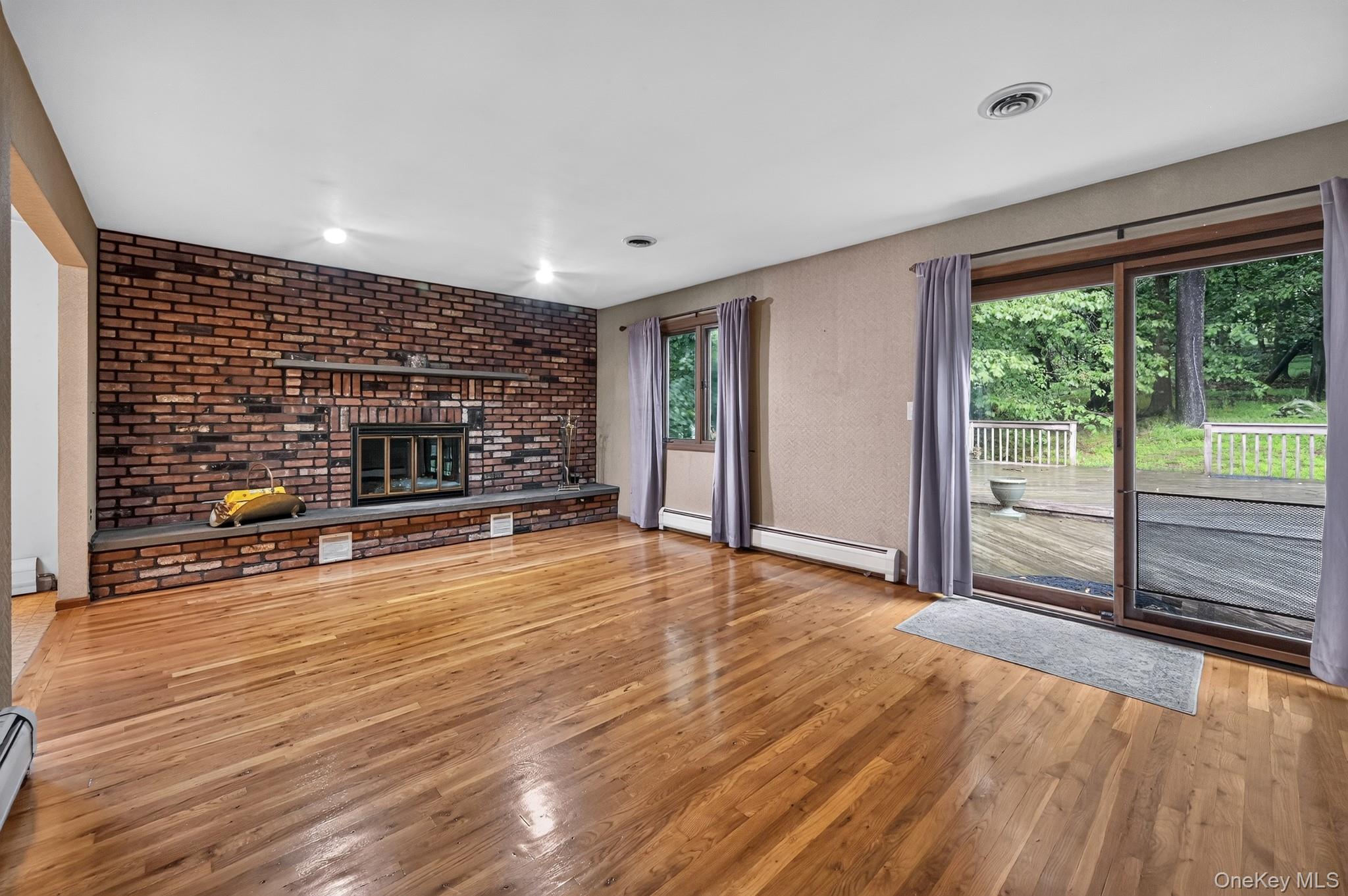 211 Waters Edge Property Photo 14