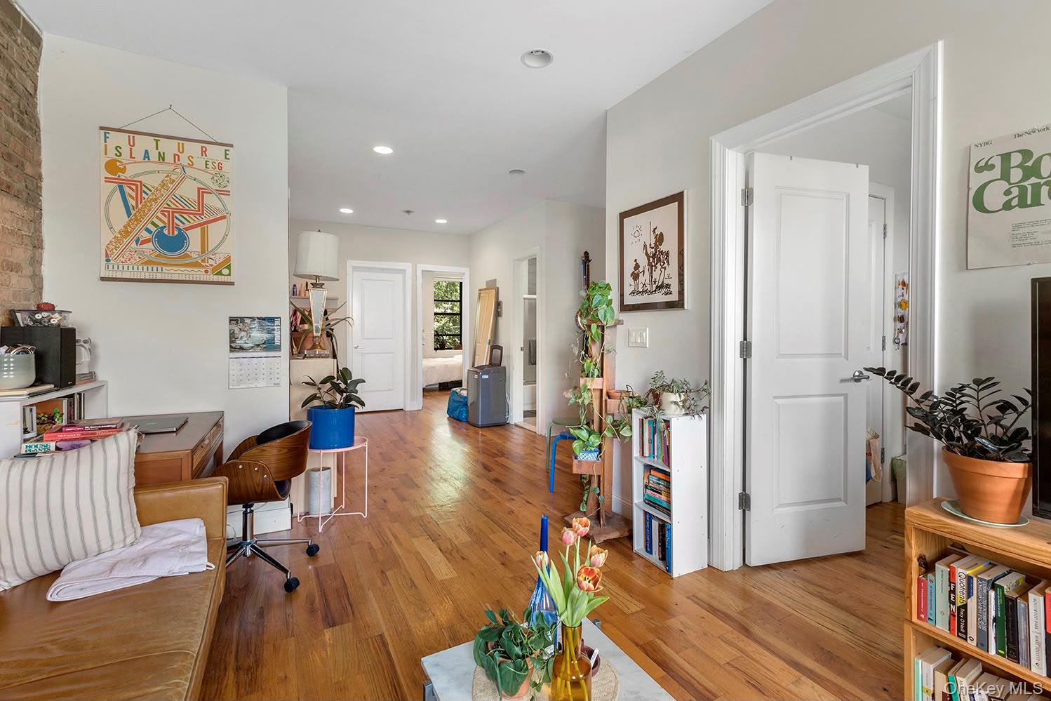 887 Lafayette Avenue Property Photo 13