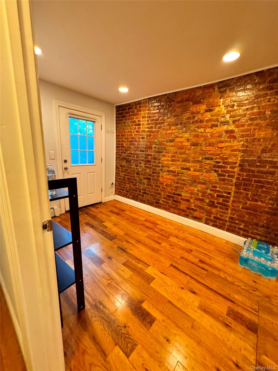 887 Lafayette Avenue Property Photo 24