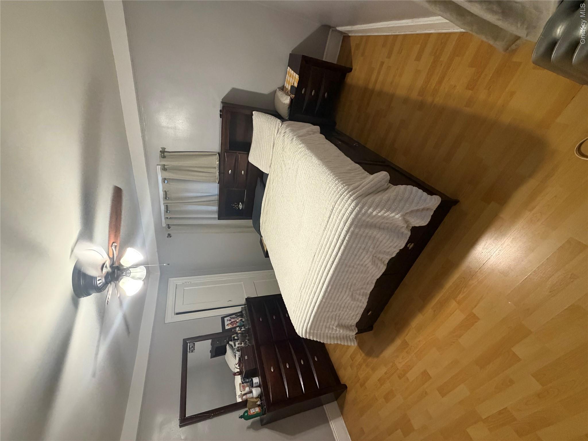 20905 Hollis Avenue Property Photo 10