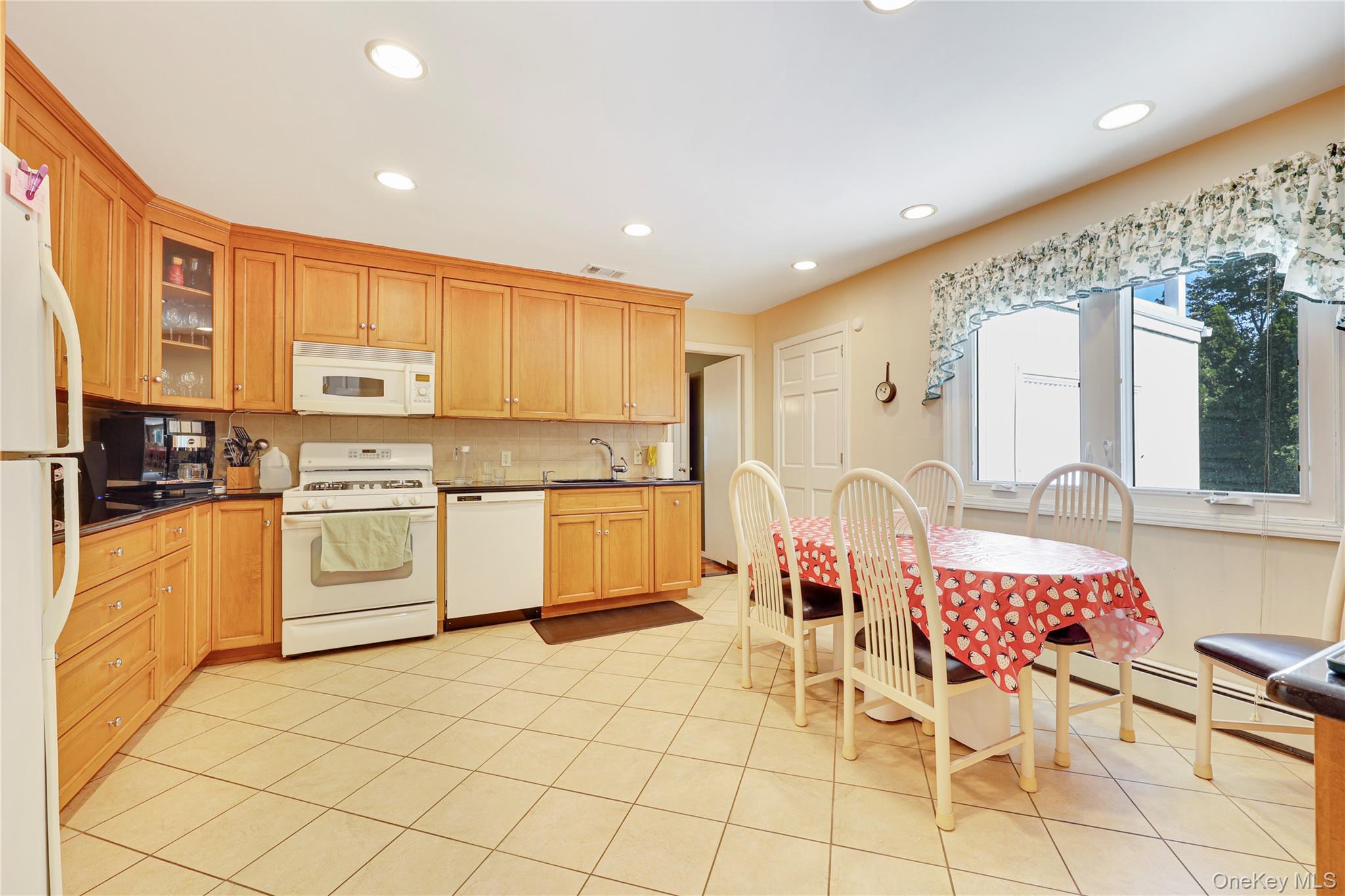 17 Lafayette Drive Property Photo 25