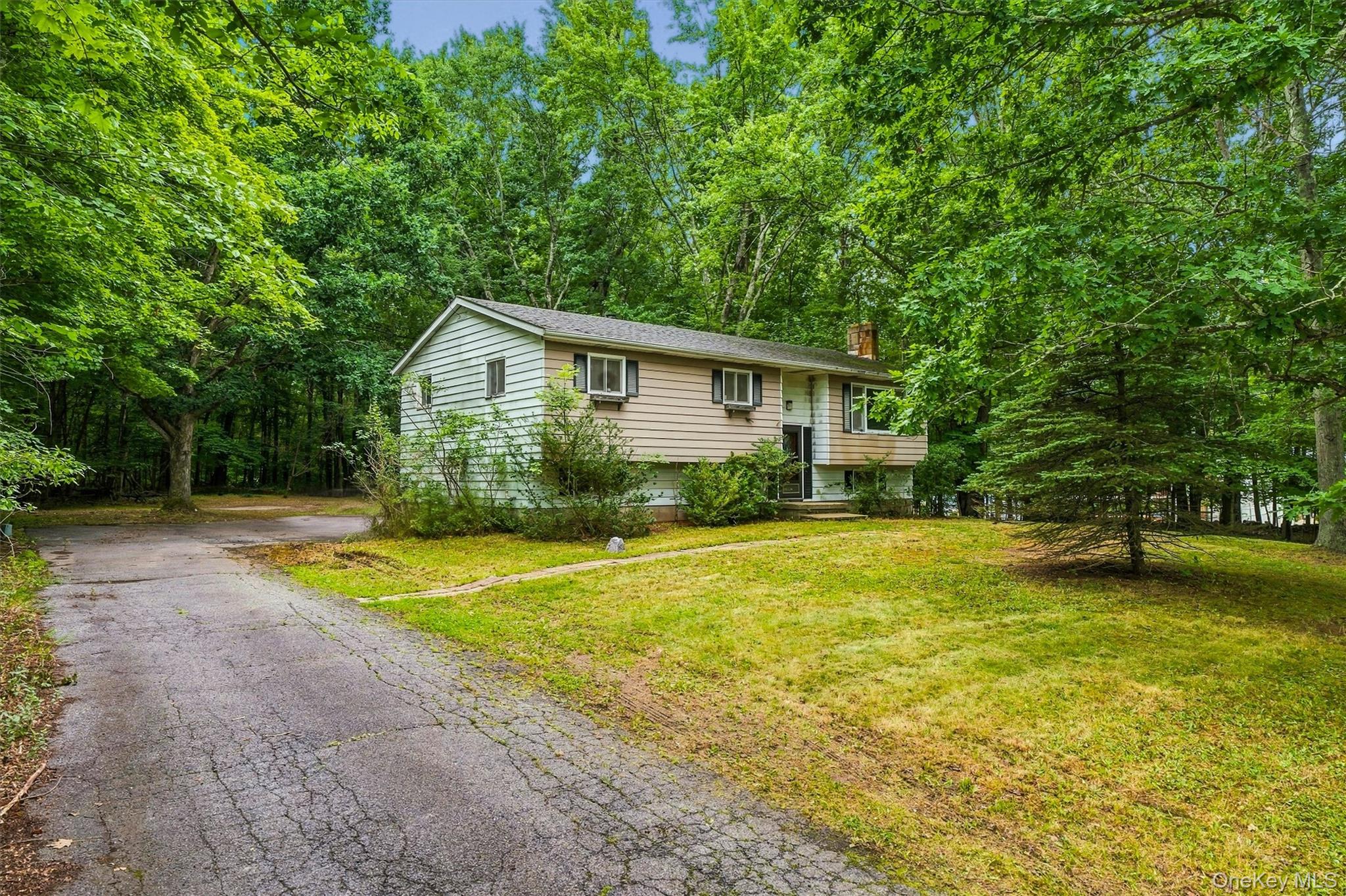 804 S Plank Road Property Photo 3