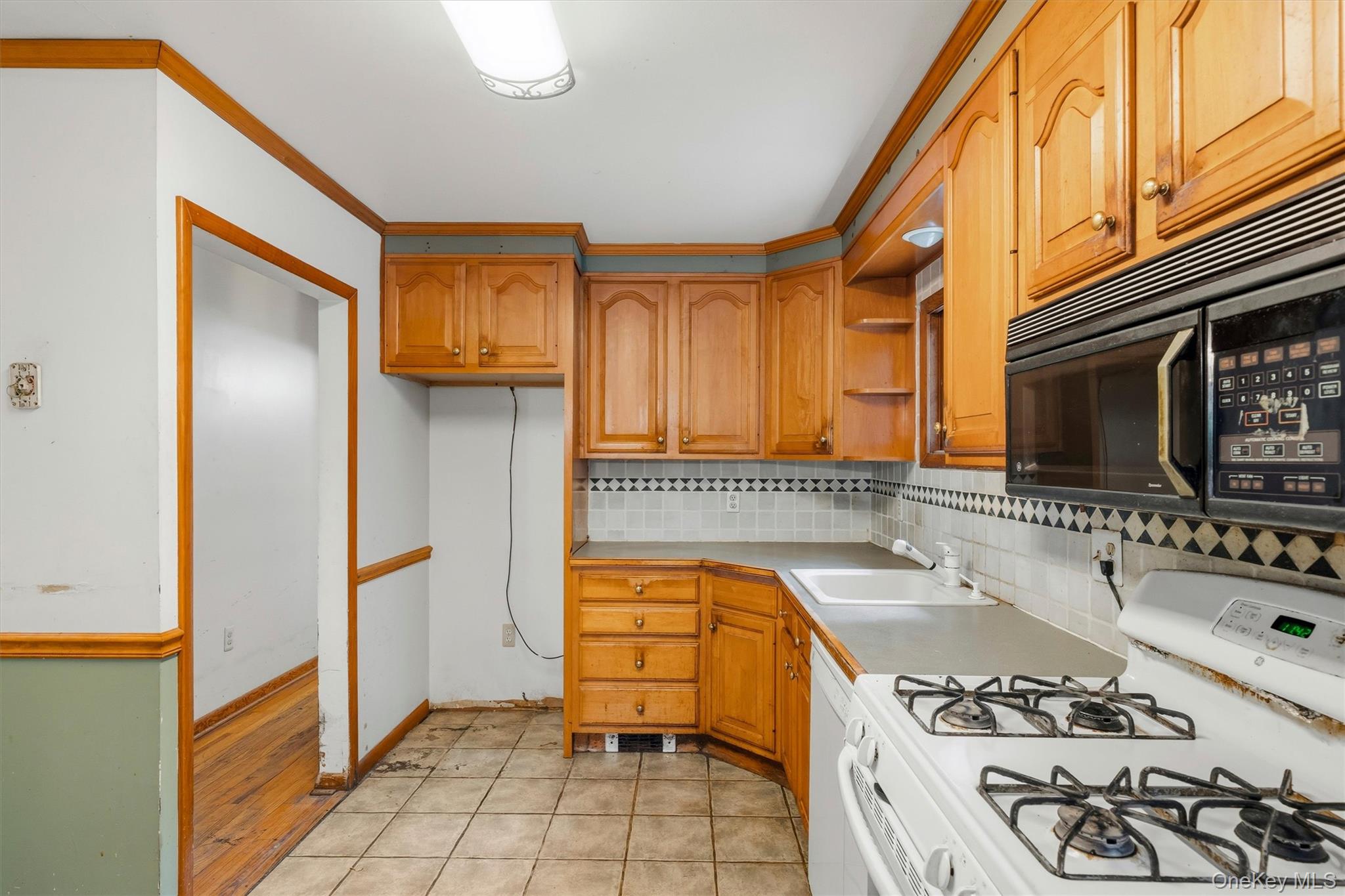804 S Plank Road Property Photo 21