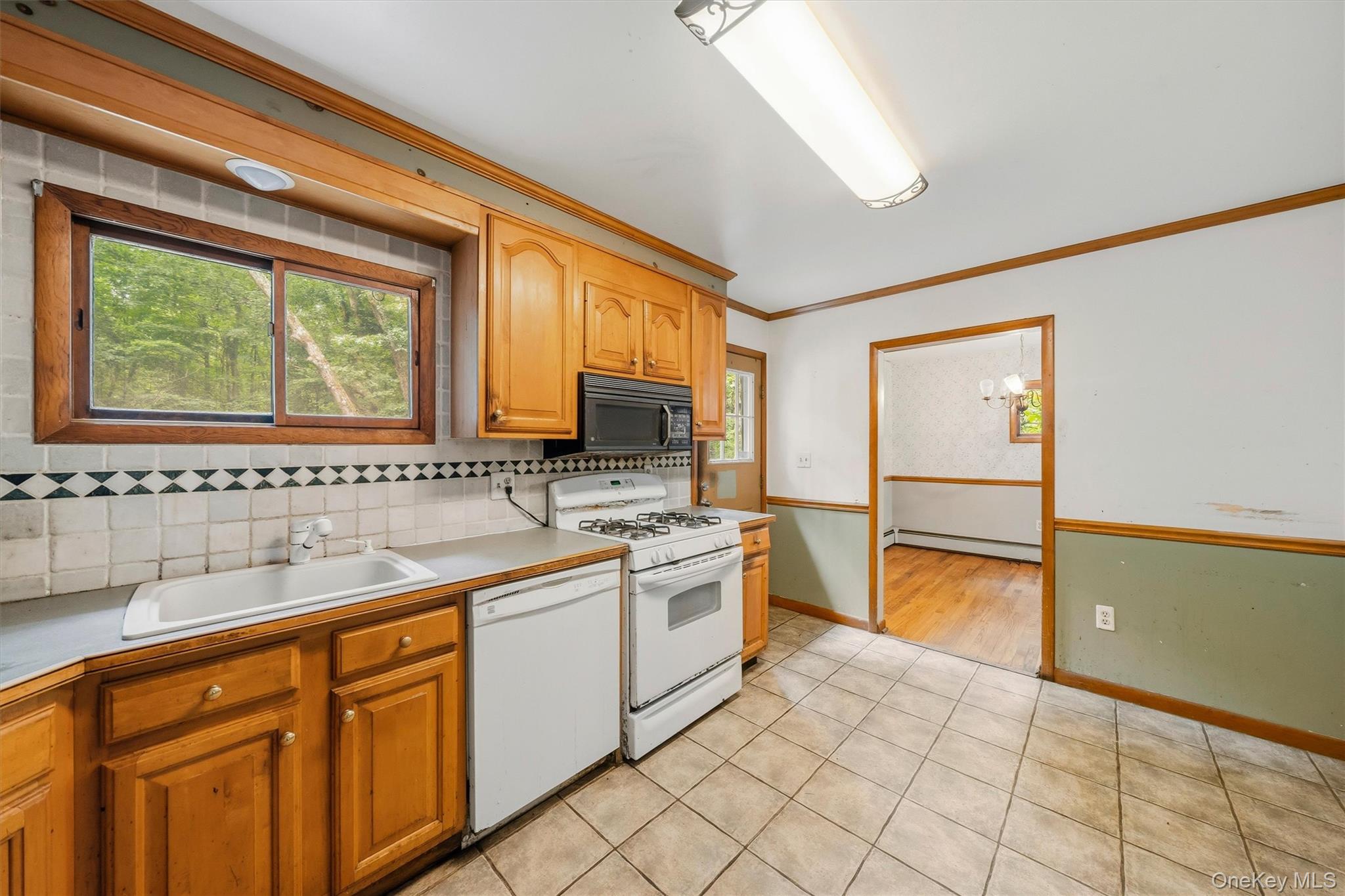 804 S Plank Road Property Photo 23