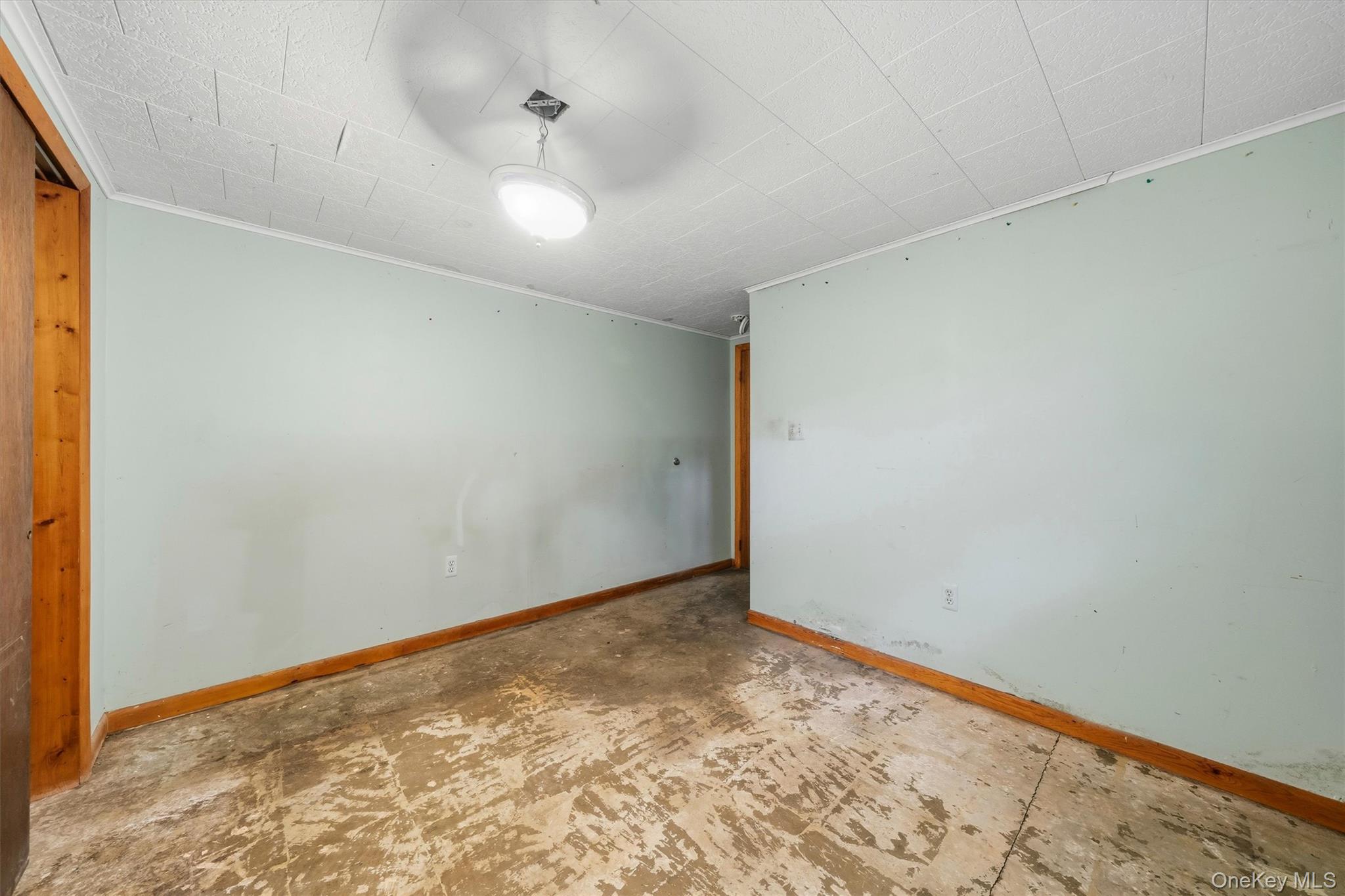804 S Plank Road Property Photo 29