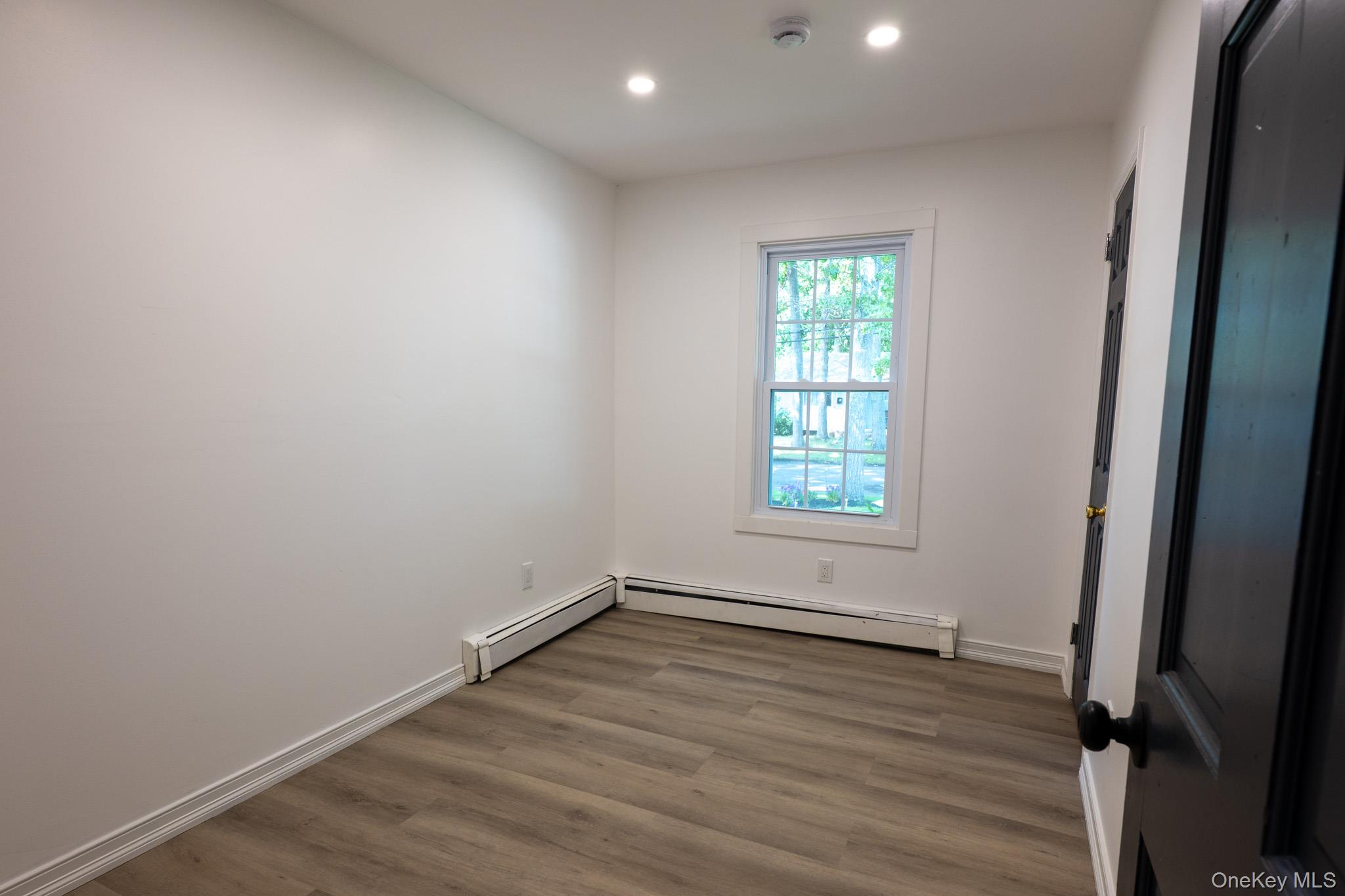 8 Silver Road Property Photo 15