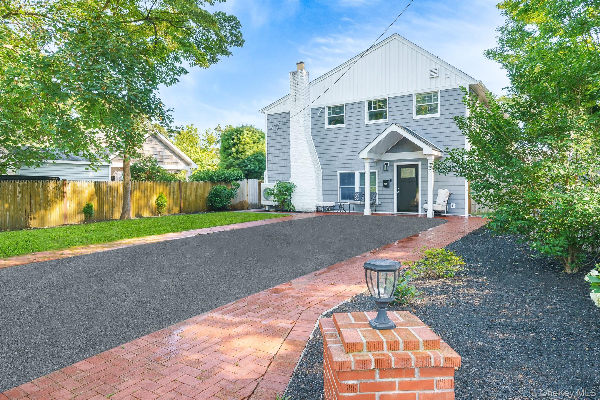 10 Hill Street Property Photo 2