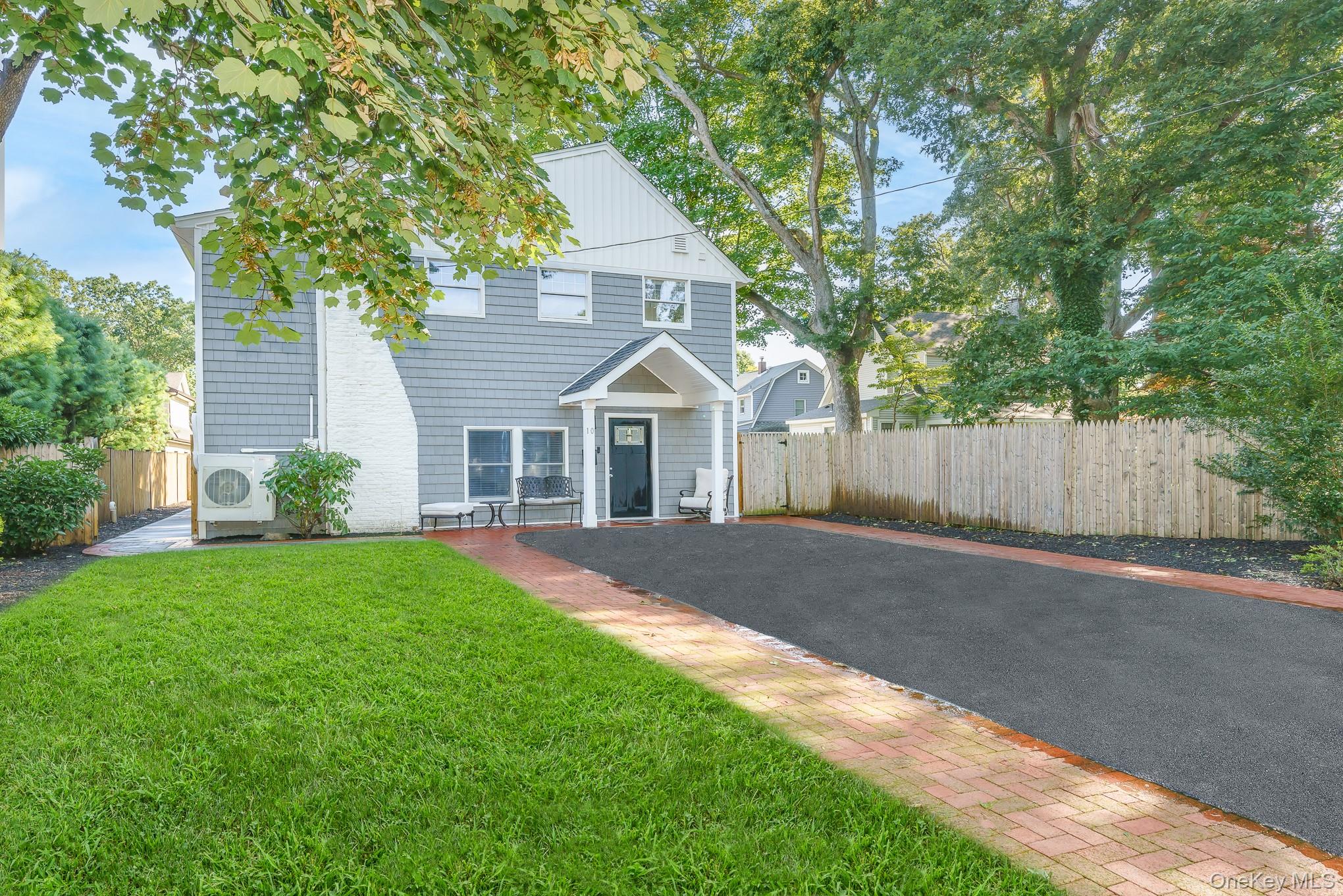 10 Hill Street Property Photo 3