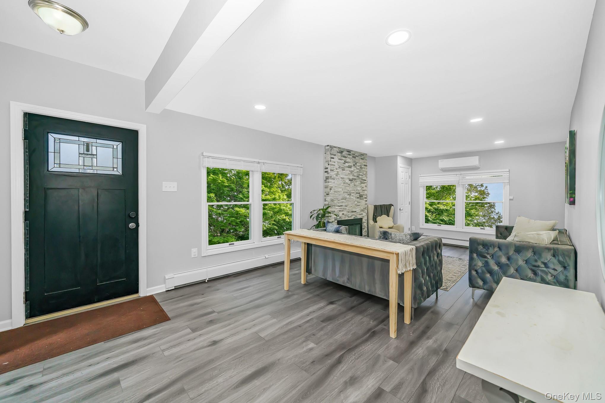 10 Hill Street Property Photo 13