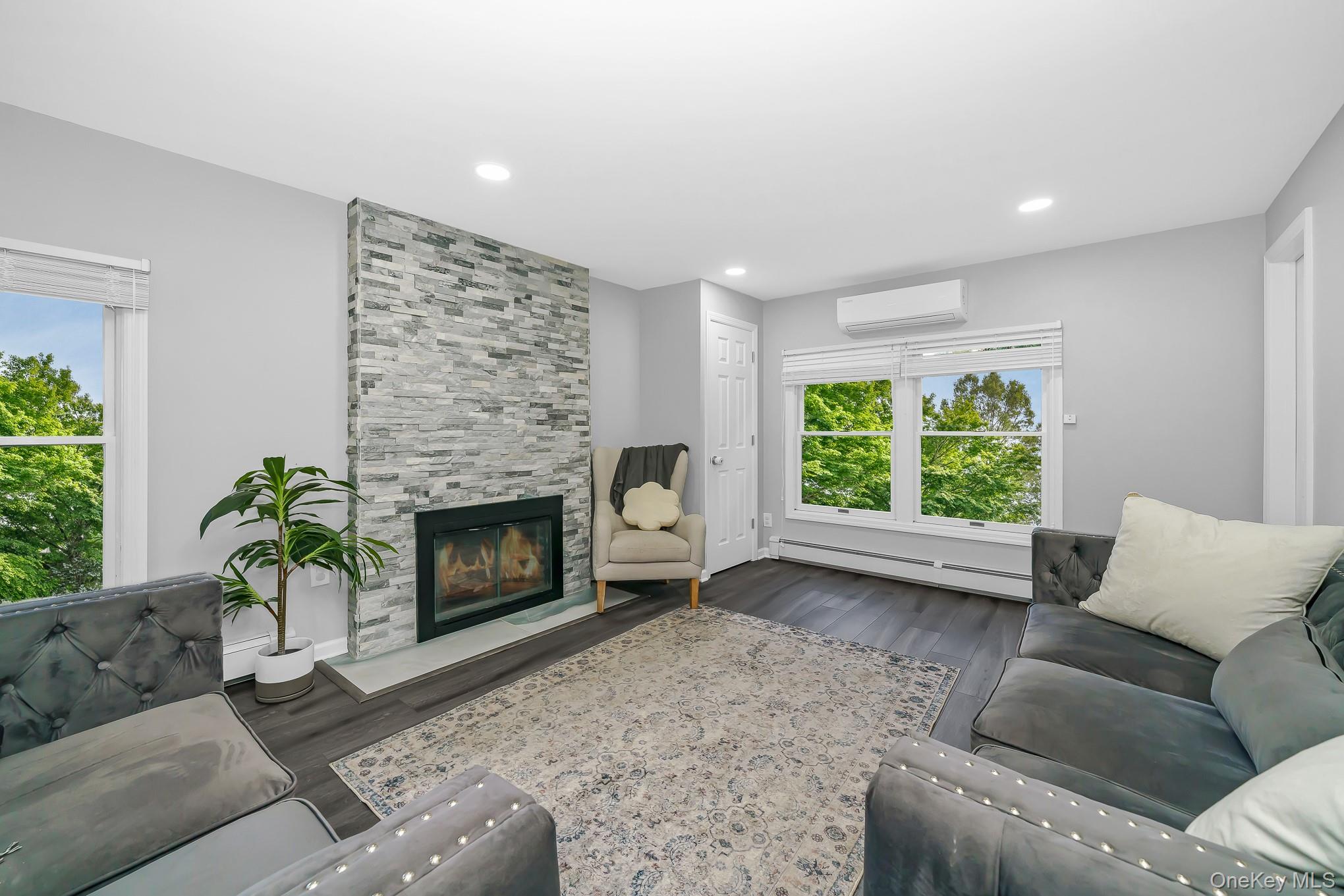 10 Hill Street Property Photo 14
