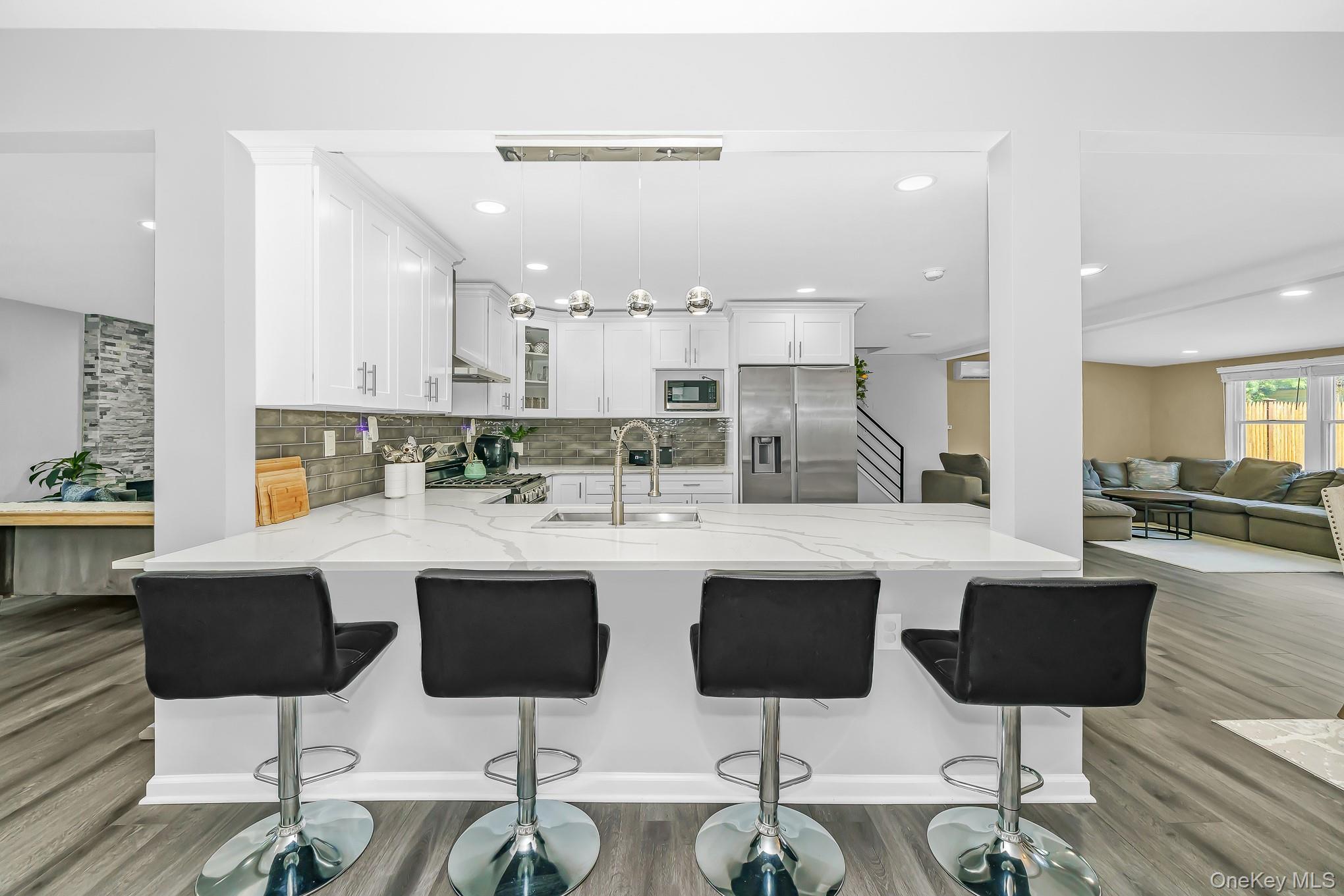 10 Hill Street Property Photo 22