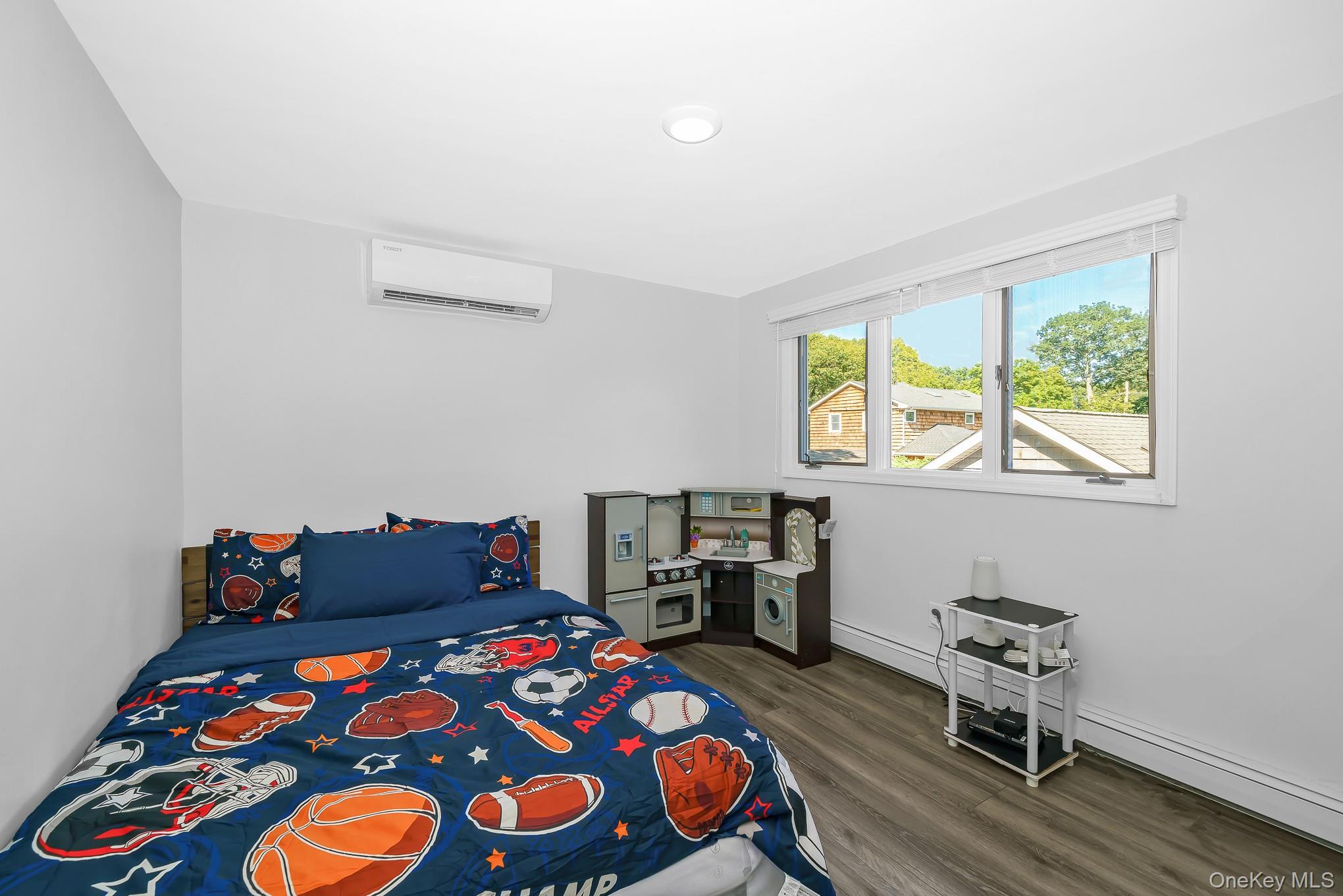 10 Hill Street Property Photo 35