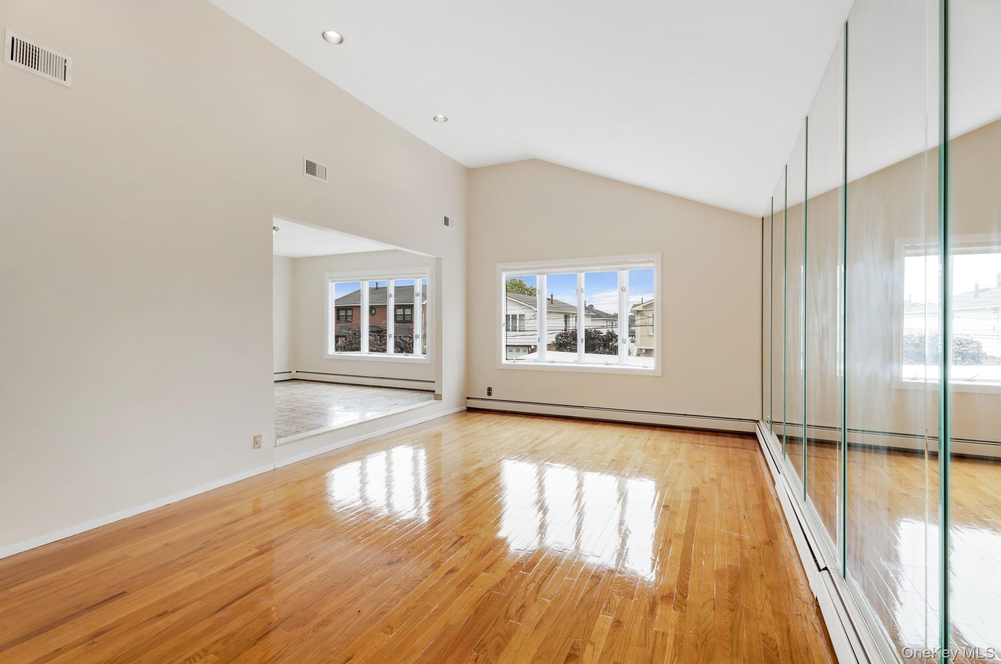 164-30 85th Street Property Photo 12