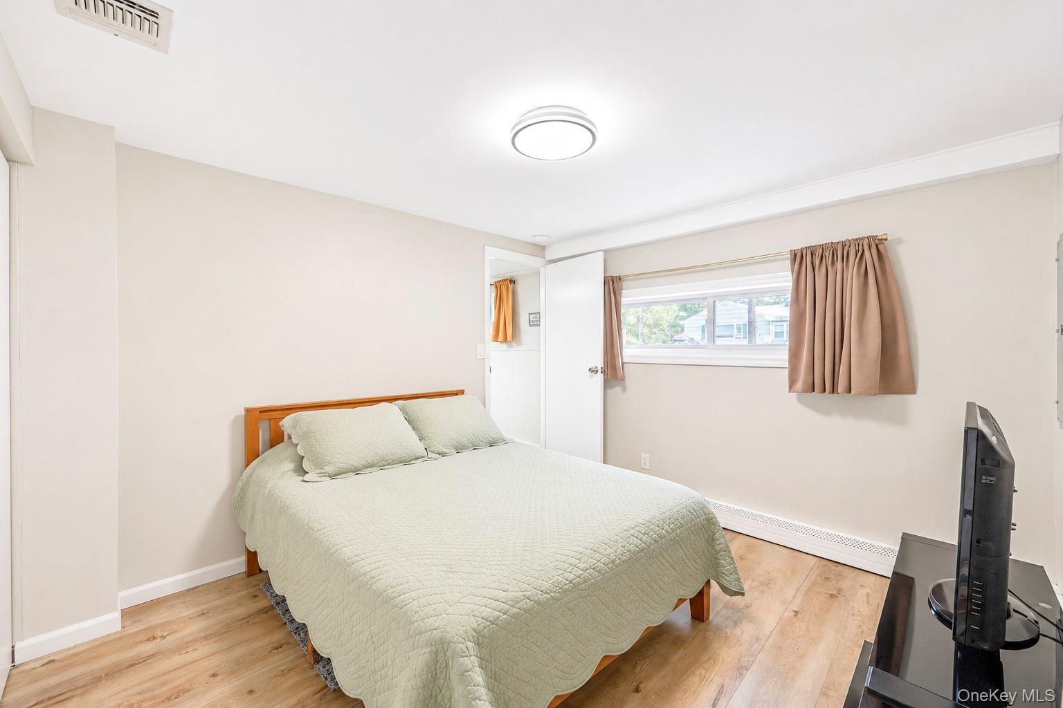34 Forest Avenue Property Photo 25