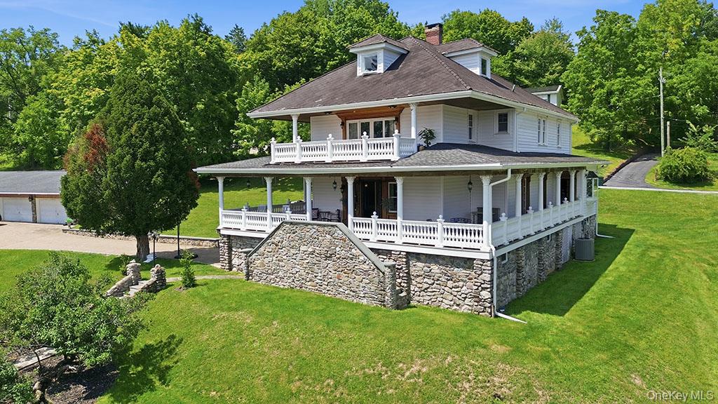 7 Lake Avenue Property Photo 2