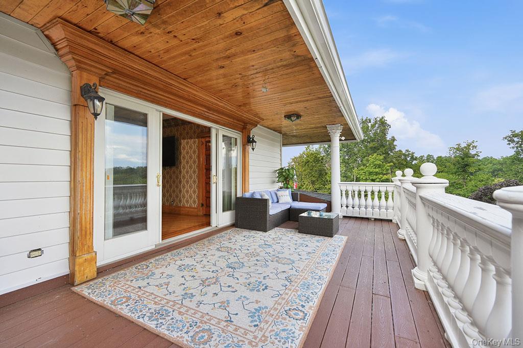 7 Lake Avenue Property Photo 43