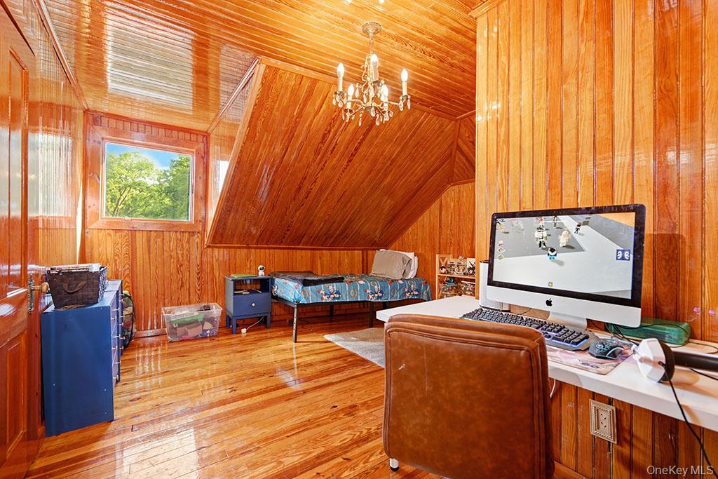7 Lake Avenue Property Photo 47