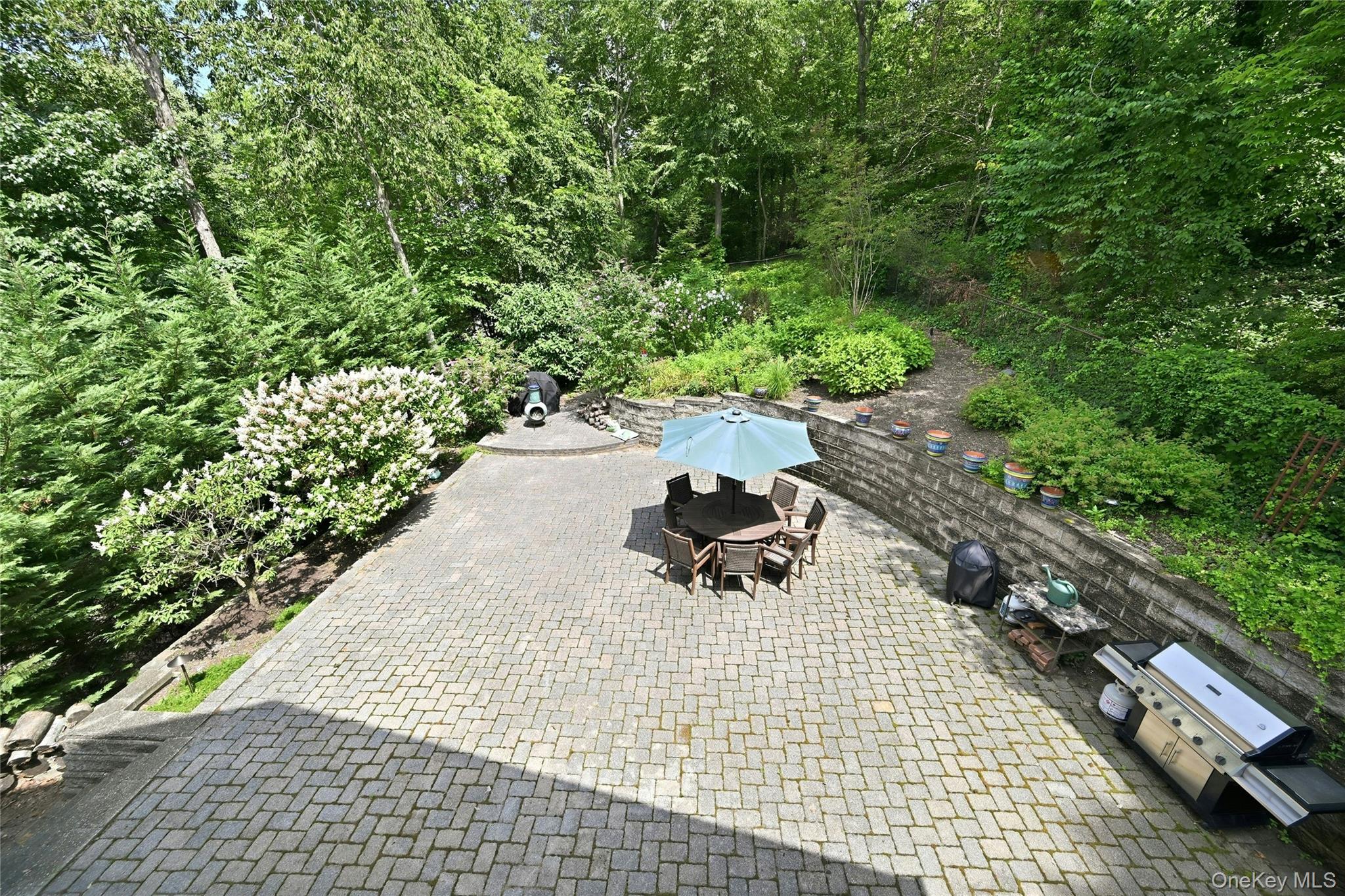 7 Cotswold Drive Property Photo 32