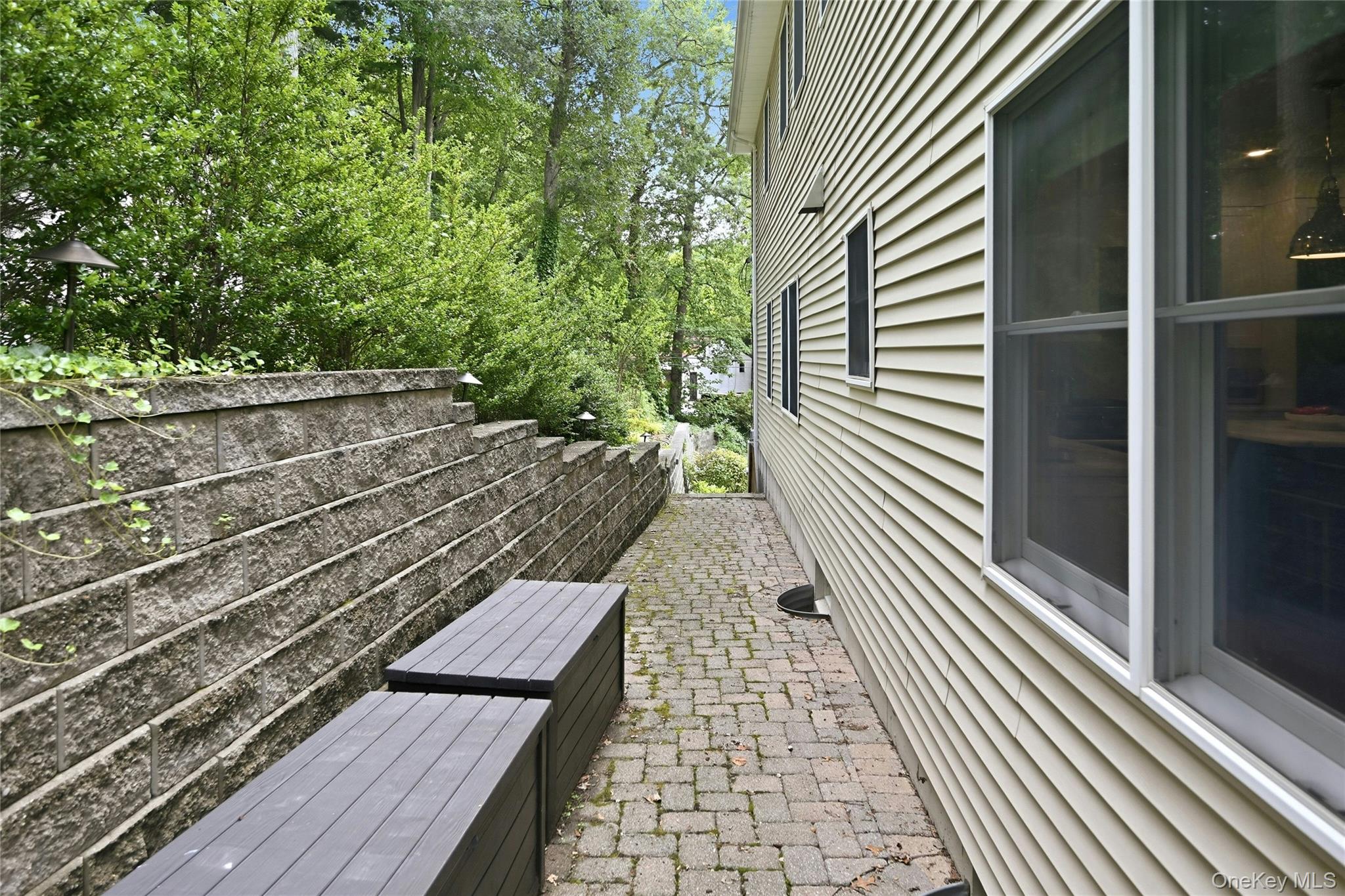 7 Cotswold Drive Property Photo 36