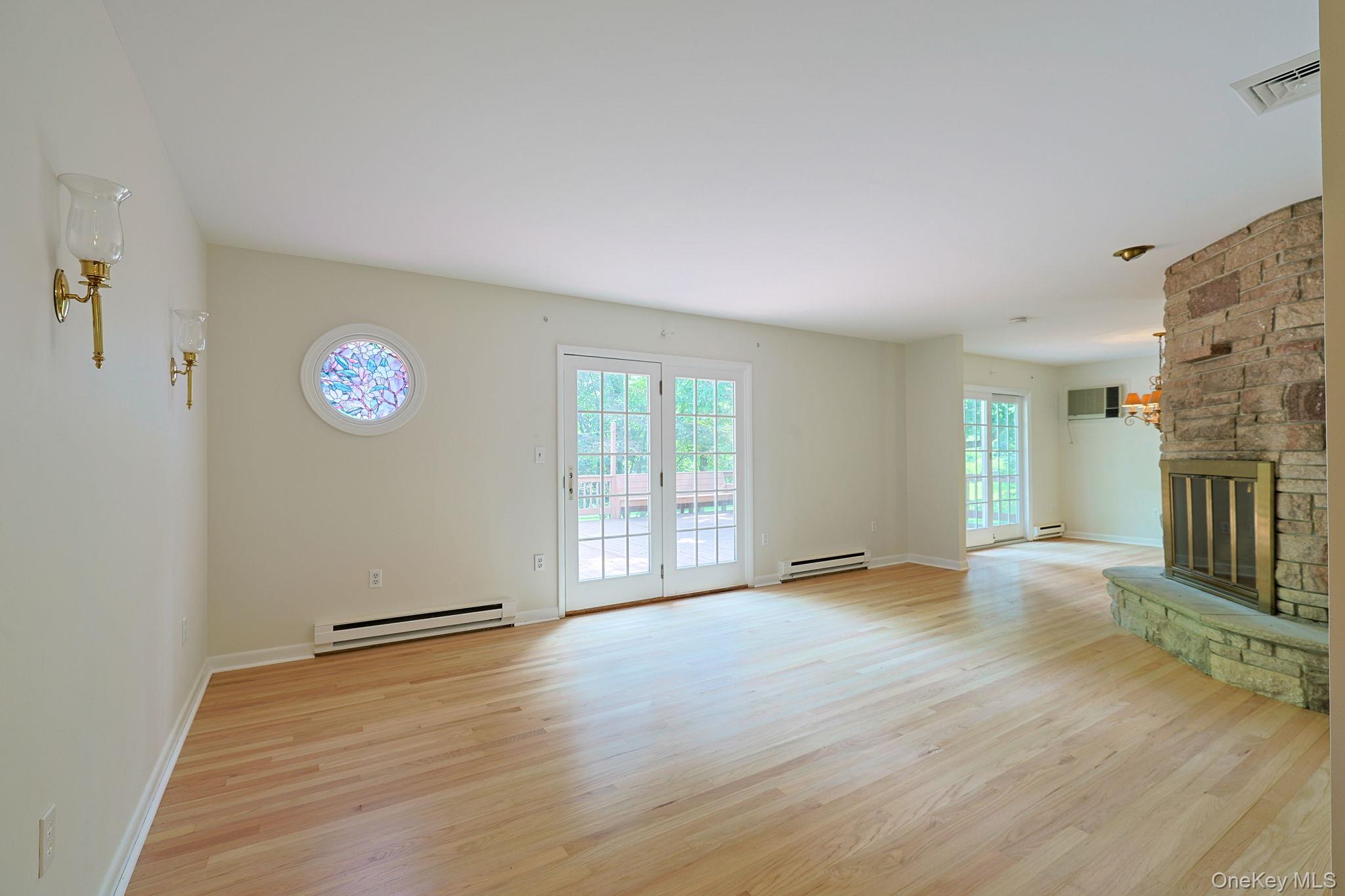 58 Edgehill Drive Property Photo 4