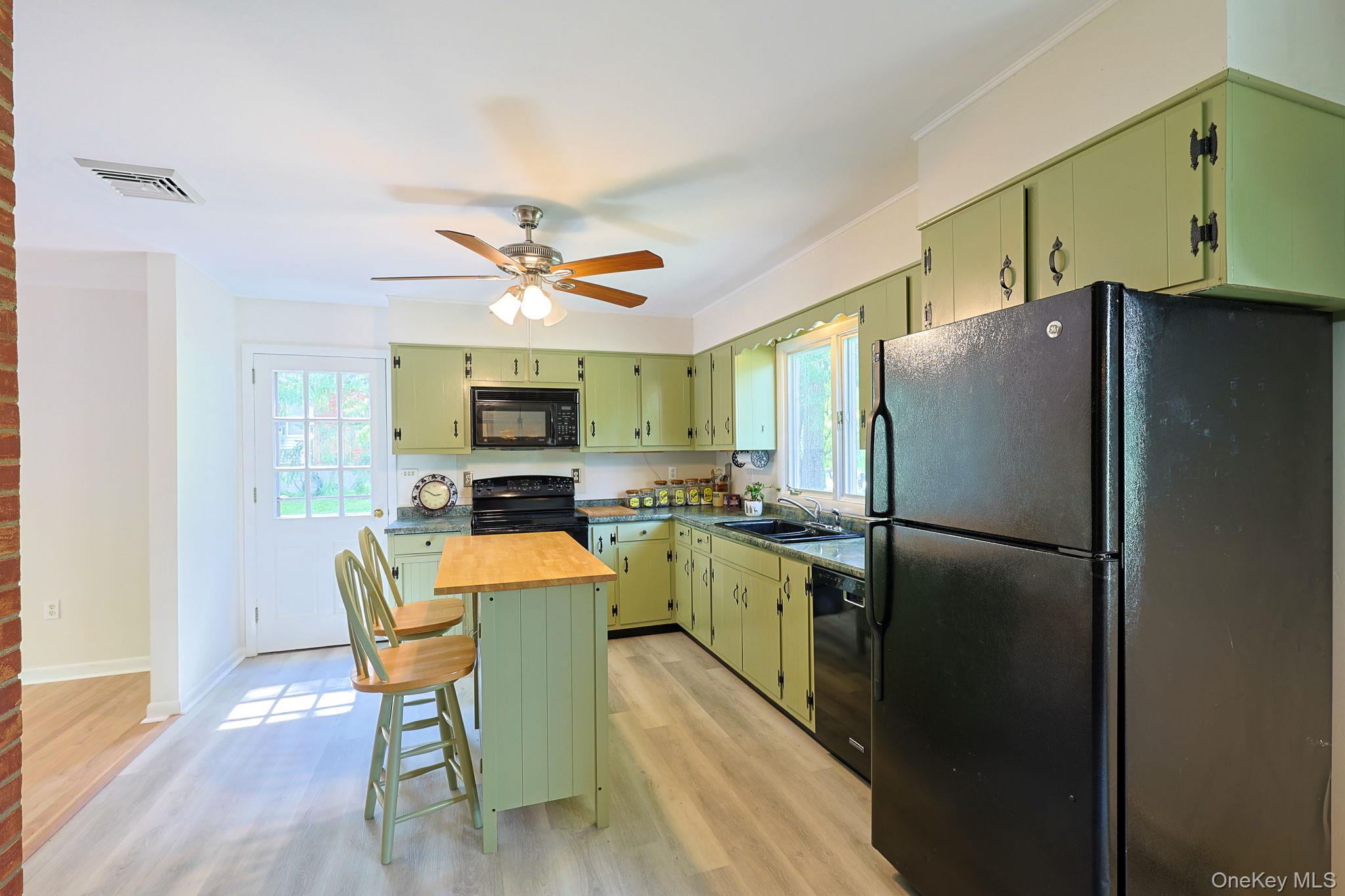 58 Edgehill Drive Property Photo 13