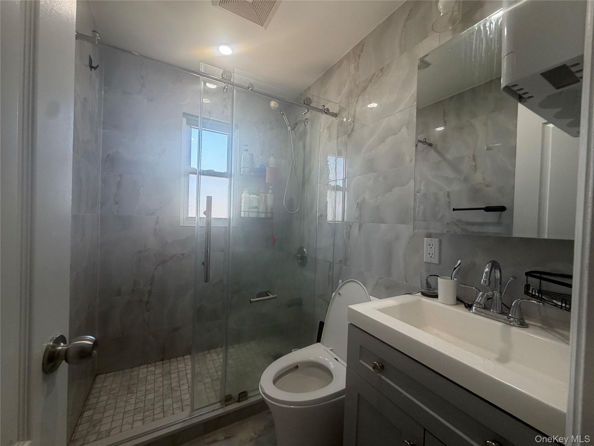 209-49 46th Avenue Property Photo 10
