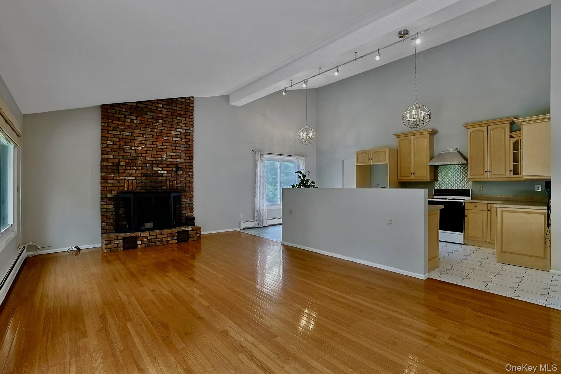 3 Sasson Terrace Property Photo 4