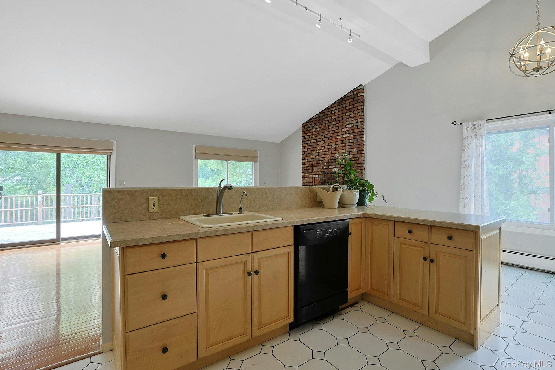 3 Sasson Terrace Property Photo 18