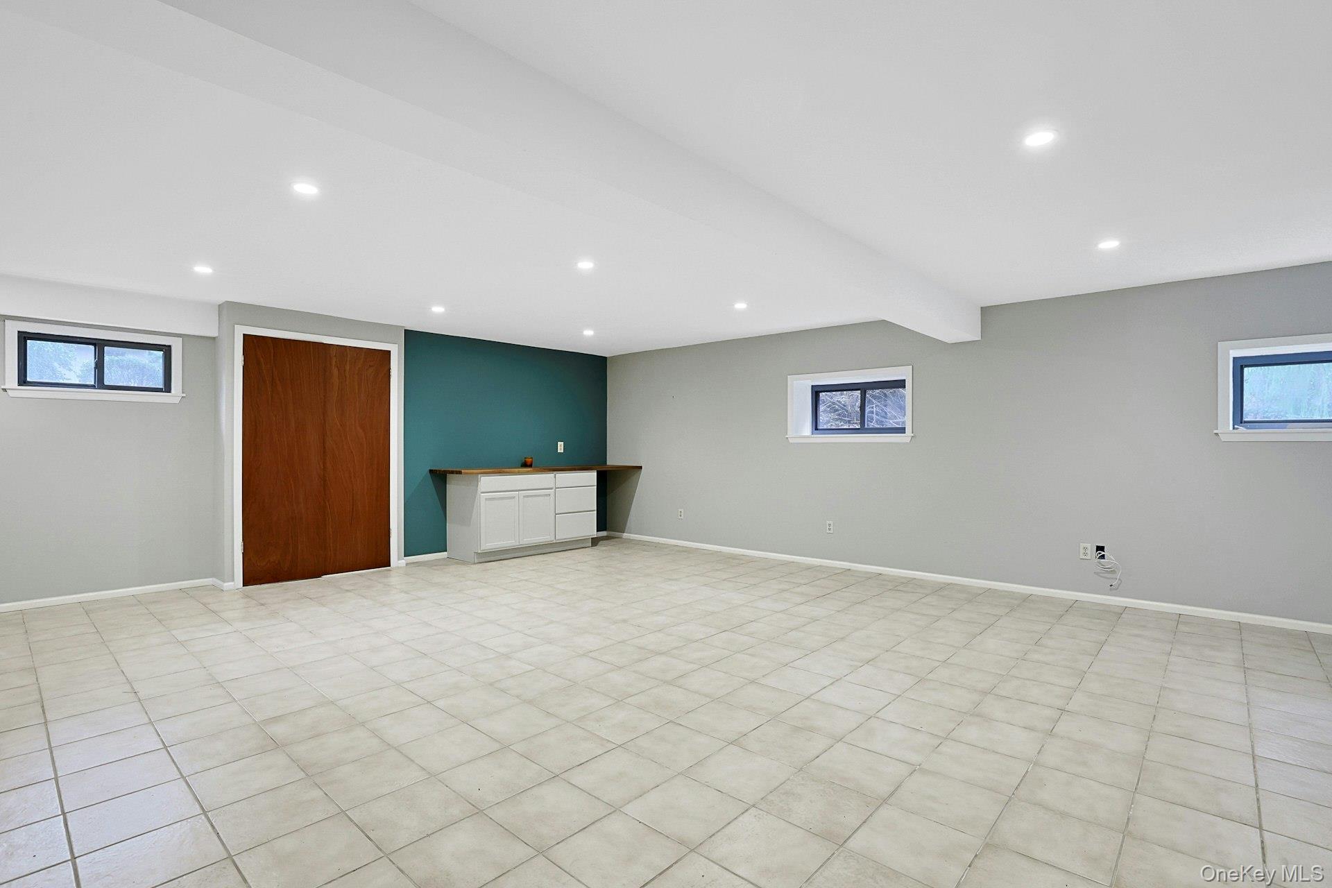 3 Sasson Terrace Property Photo 25