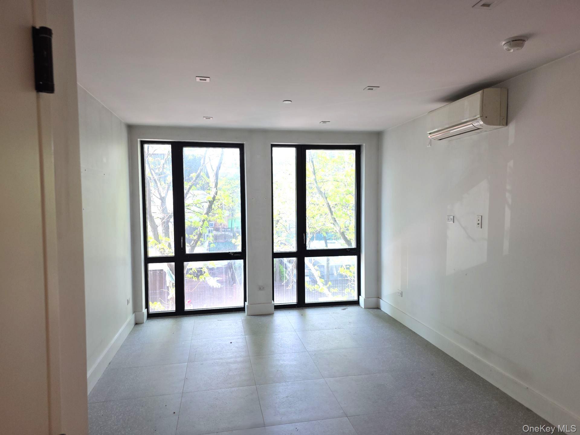 231 E 123rd Street Property Photo 5