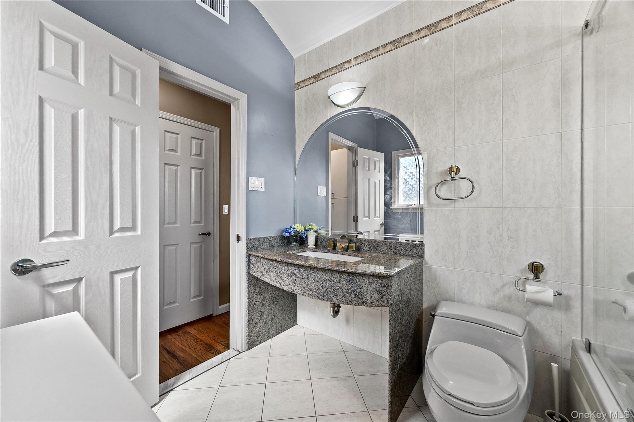 2-40 150th Street Property Photo 25