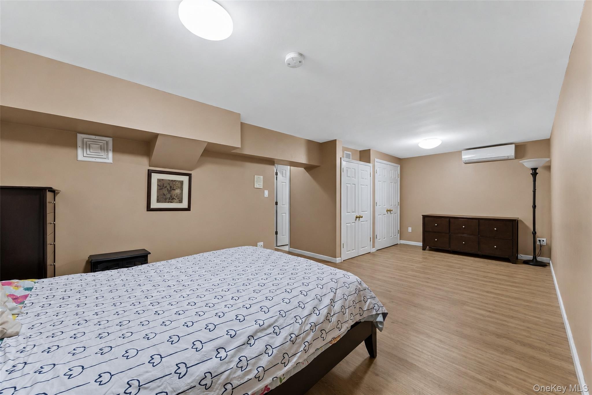 2-40 150th Street Property Photo 33