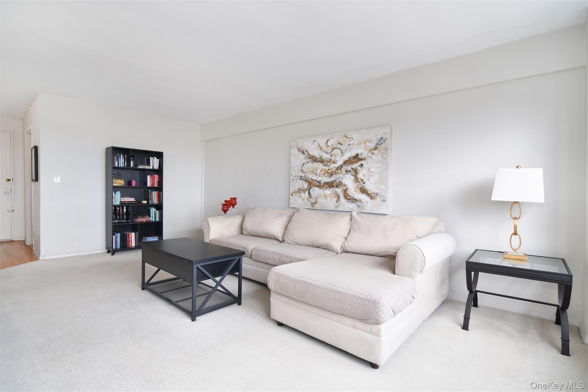 377 Westchester Avenue 4f Property Photo 2