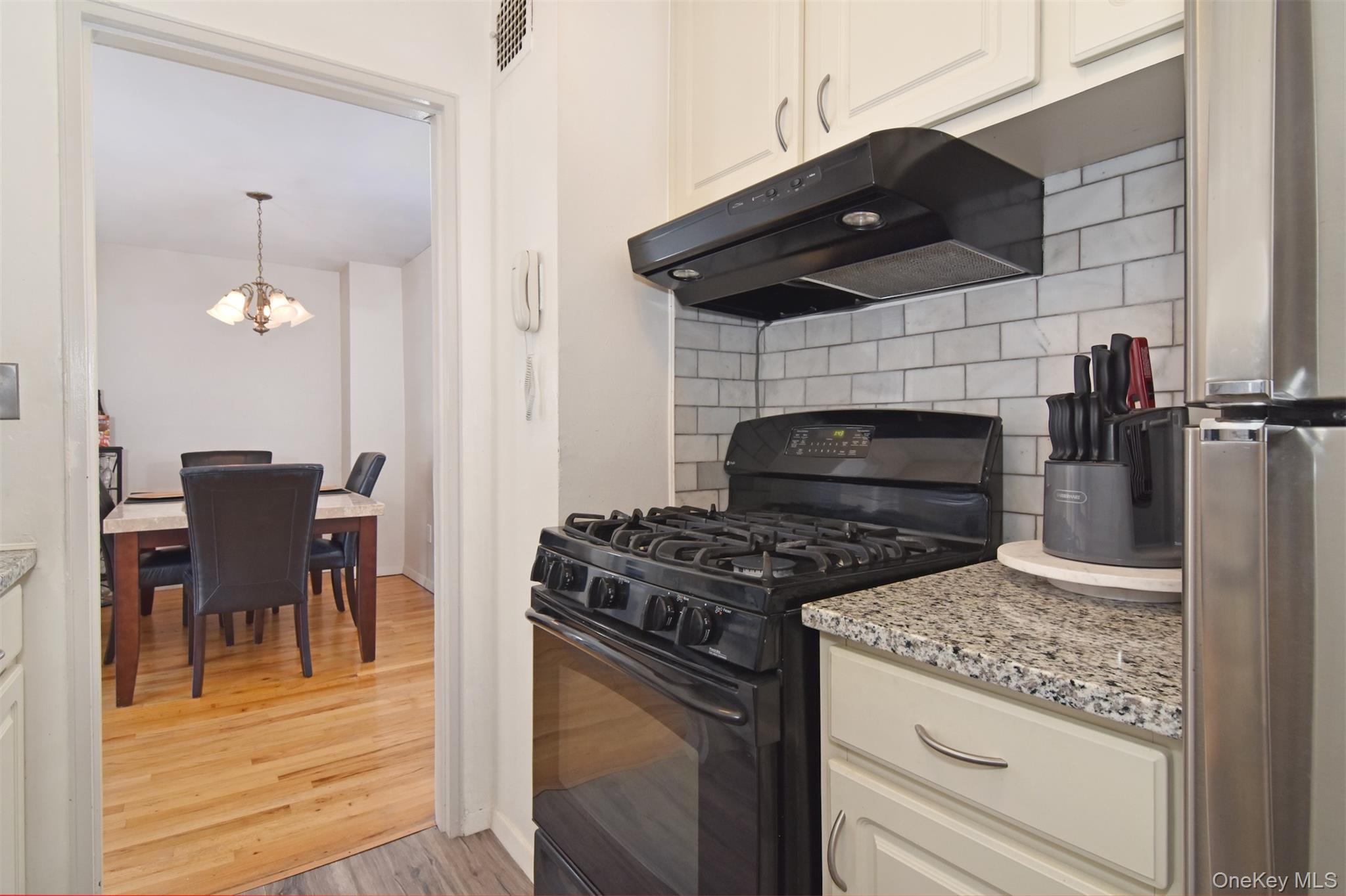 377 Westchester Avenue 4f Property Photo 7
