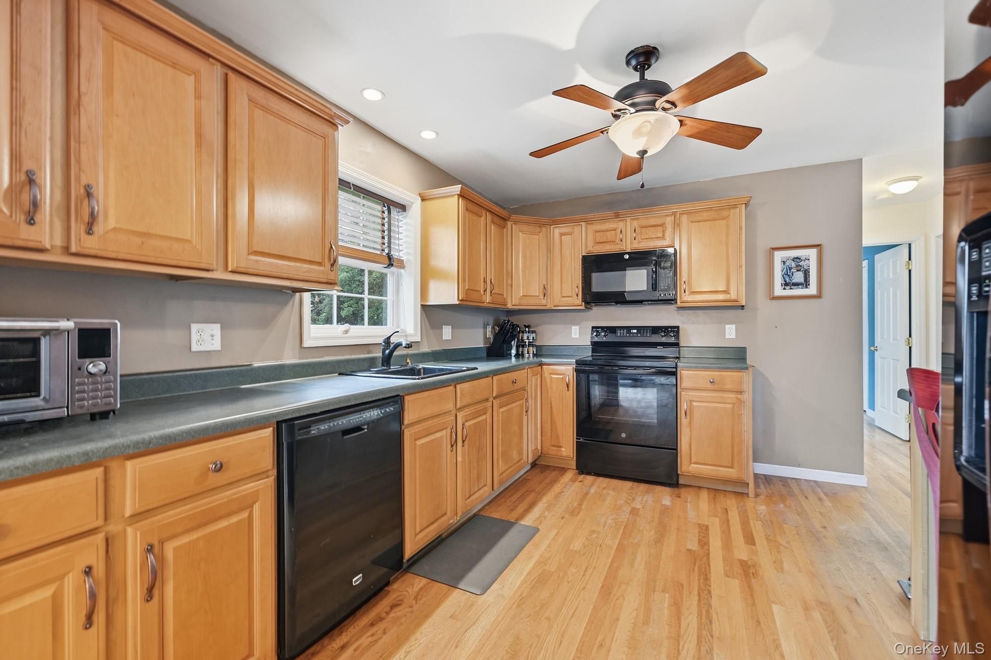 23 Burdick Road Property Photo 5