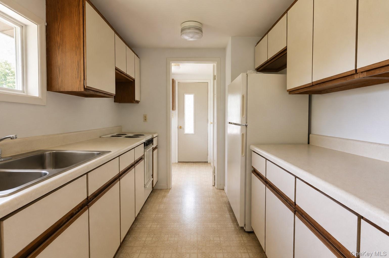 740 Wallkill Avenue Property Photo 18